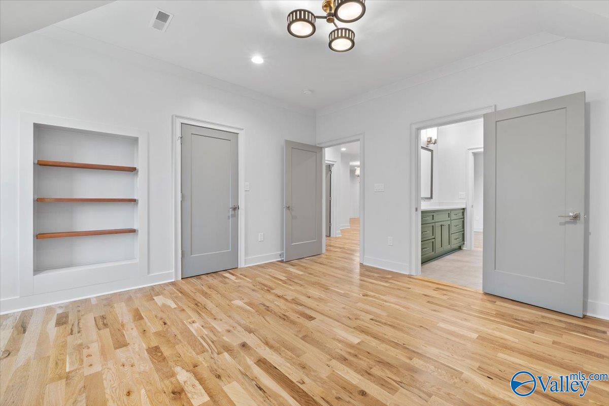 Owens Cross Roads, Alabama, 35763, United States, ,7 BathroomsBathrooms,Residential,Active,1718534