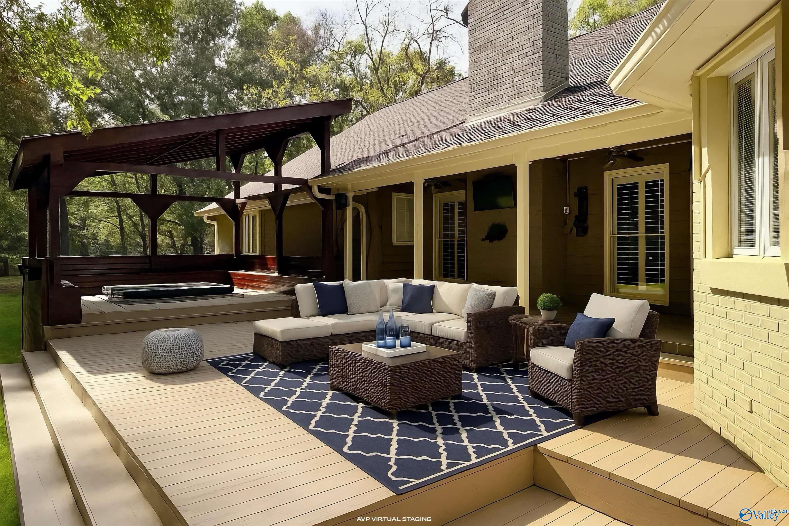 Decatur, Alabama, 35603, United States, 5 Bedrooms Bedrooms, ,5 BathroomsBathrooms,Residential,Active,1972133