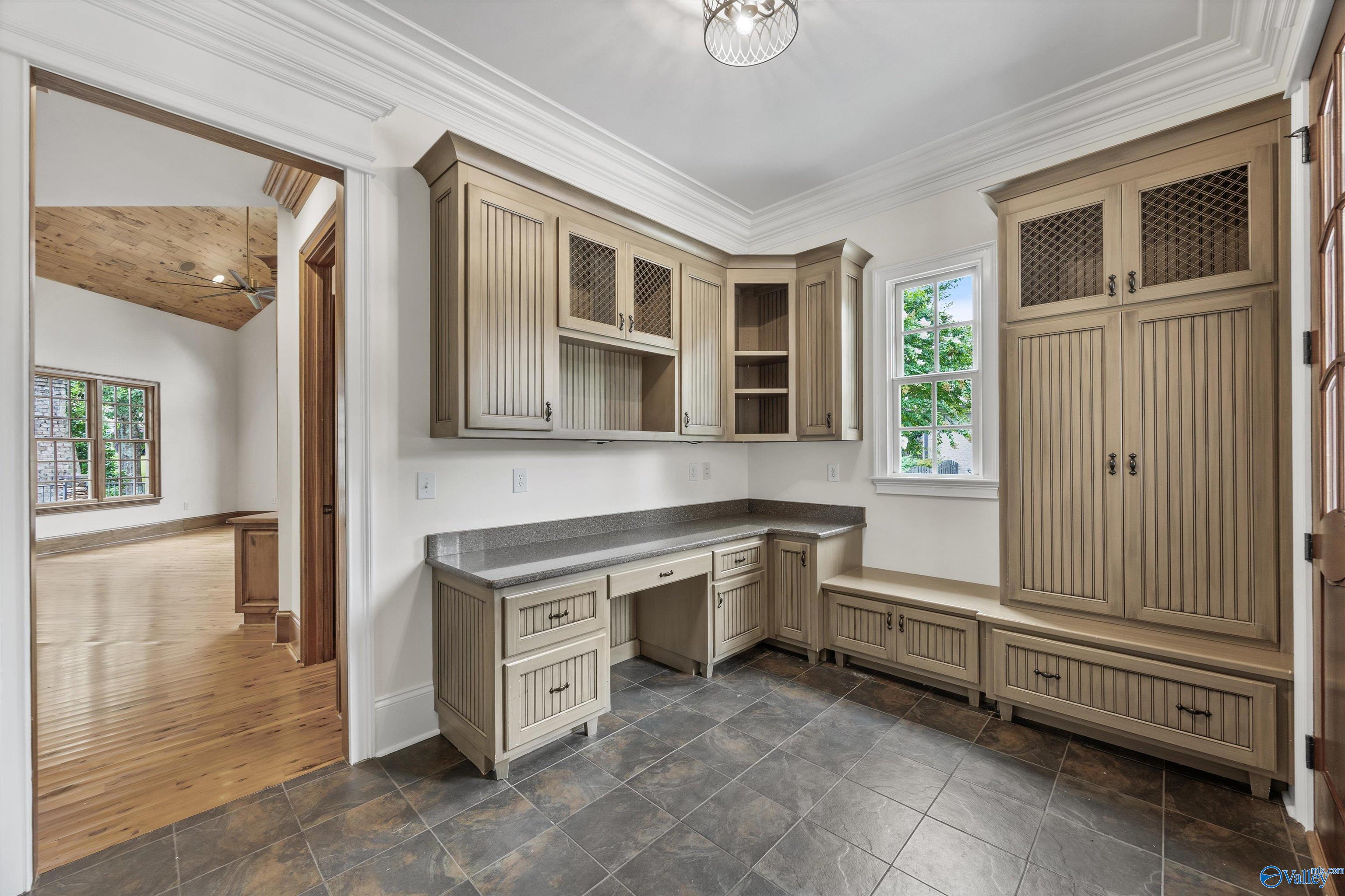 Gurley, Alabama, 35748, United States, 4 Bedrooms Bedrooms, ,5 BathroomsBathrooms,Residential,Active,1909111