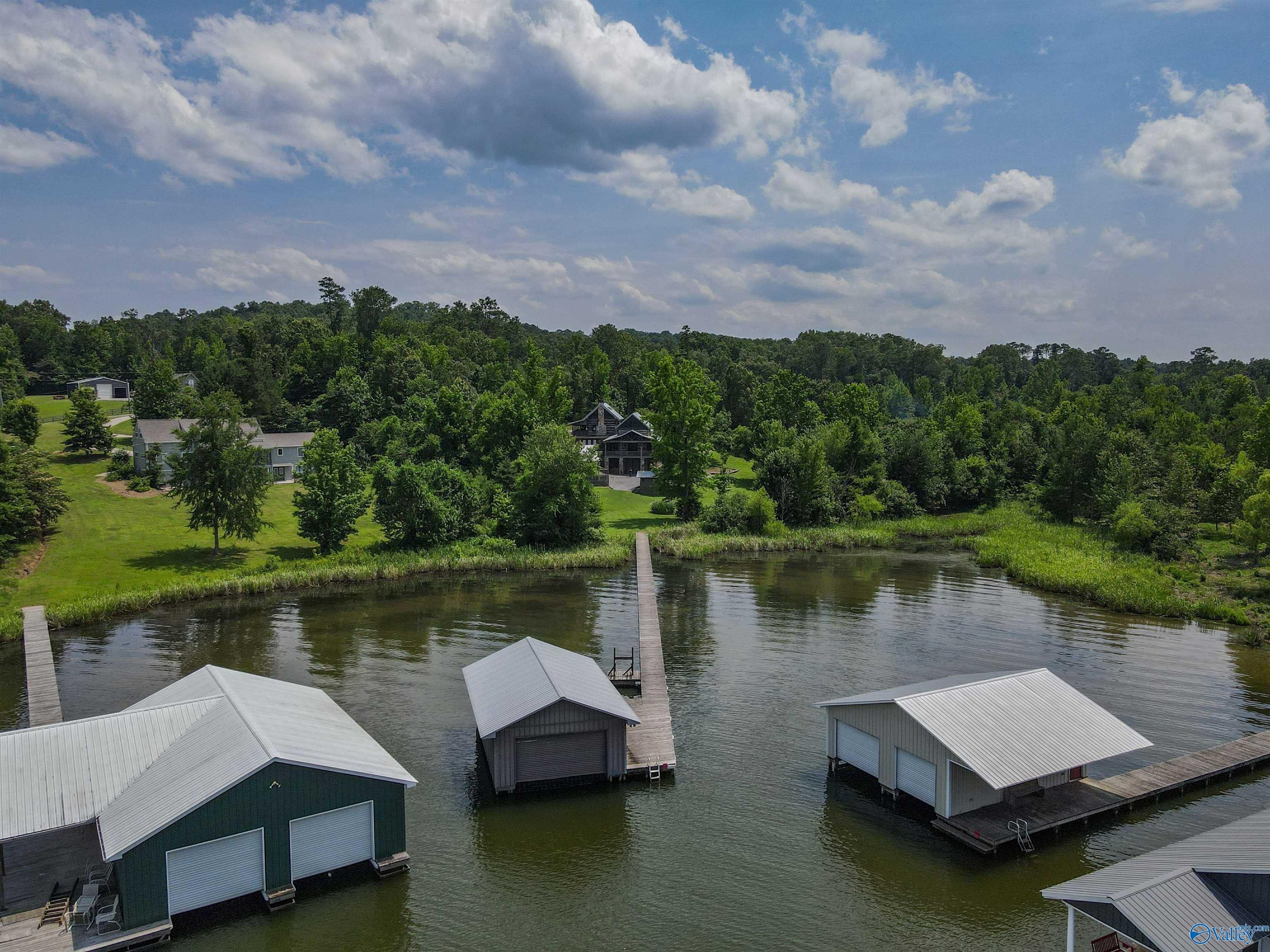 Langston, Alabama, 35755, United States, 5 Bedrooms Bedrooms, ,7 BathroomsBathrooms,Residential,Active,1953425