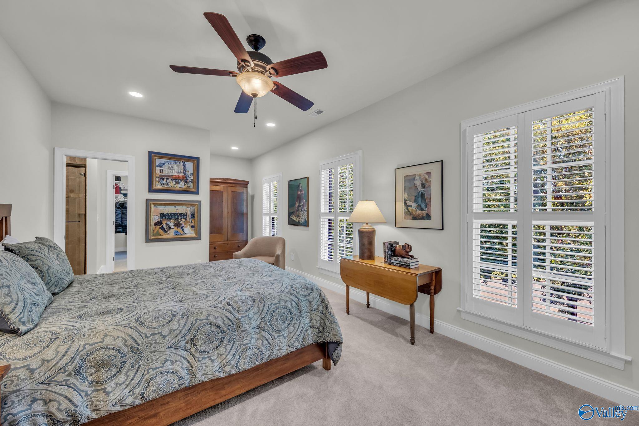 Huntsville, Alabama, 35806, United States, 4 Bedrooms Bedrooms, ,5 BathroomsBathrooms,Residential,Active,1985848