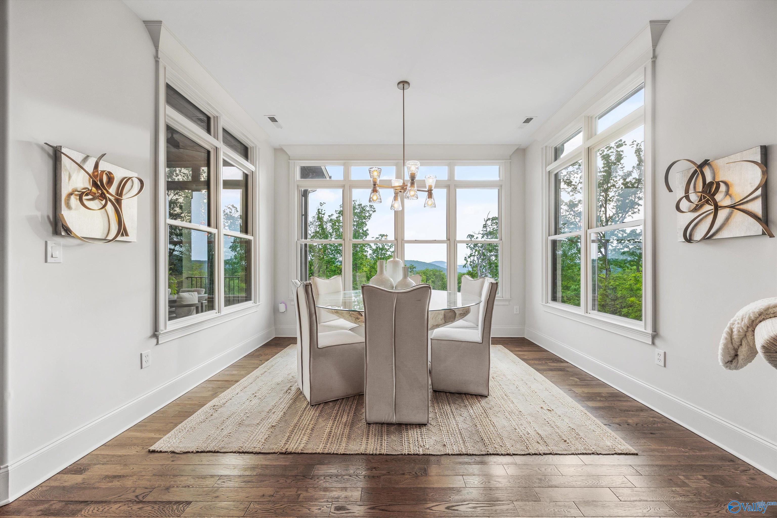 Owens Cross Roads, Alabama, 35763, United States, ,7 BathroomsBathrooms,Residential,Active,1799402