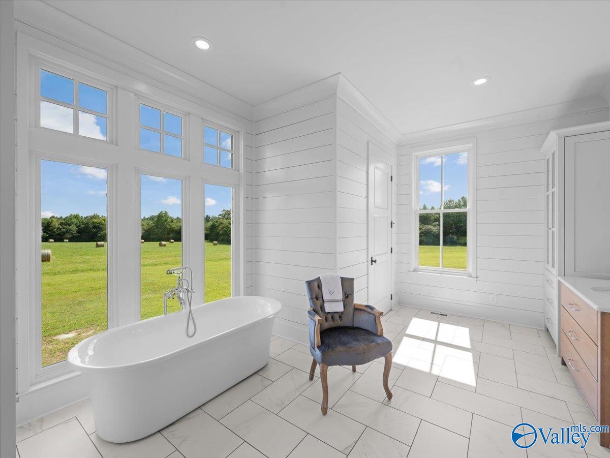 Pisgah, Alabama, 35765, United States, 4 Bedrooms Bedrooms, ,4 BathroomsBathrooms,Residential,Active,1913980