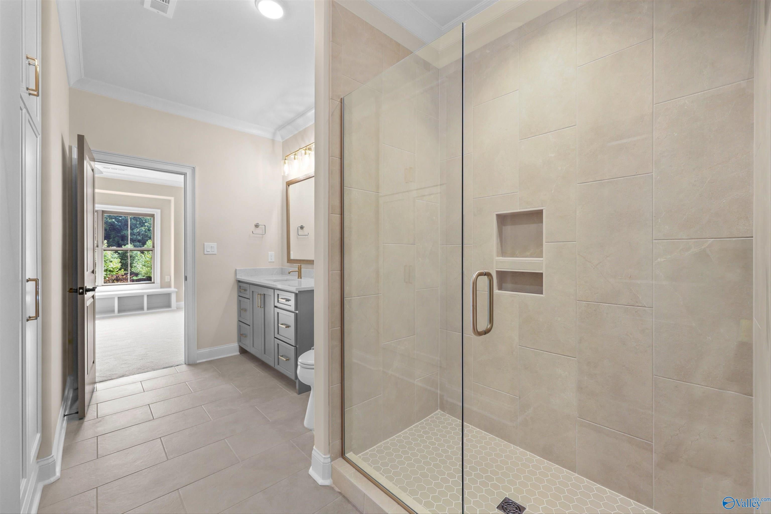 Gurley, Alabama, 35748, United States, 4 Bedrooms Bedrooms, ,4 BathroomsBathrooms,Residential,Active,1781606