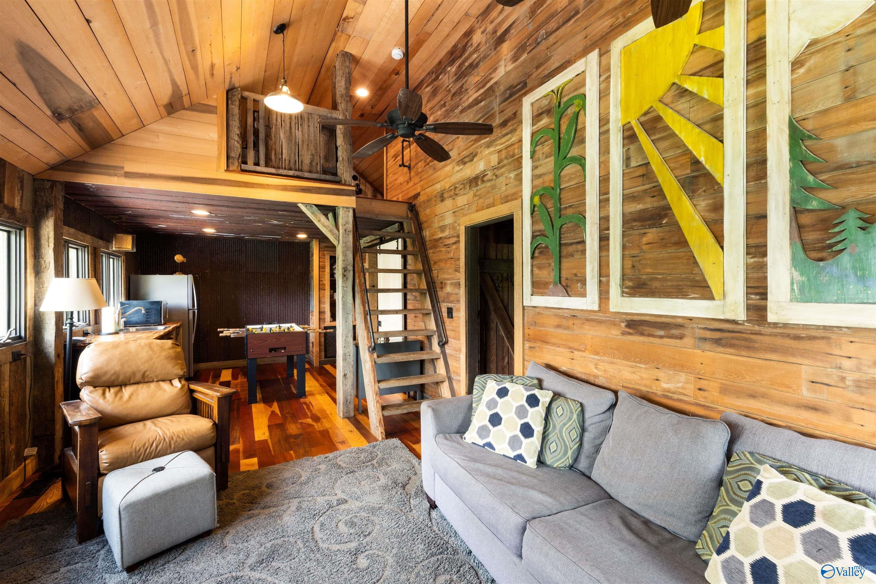 Langston, Alabama, 35755, United States, 5 Bedrooms Bedrooms, ,7 BathroomsBathrooms,Residential,Active,1953425