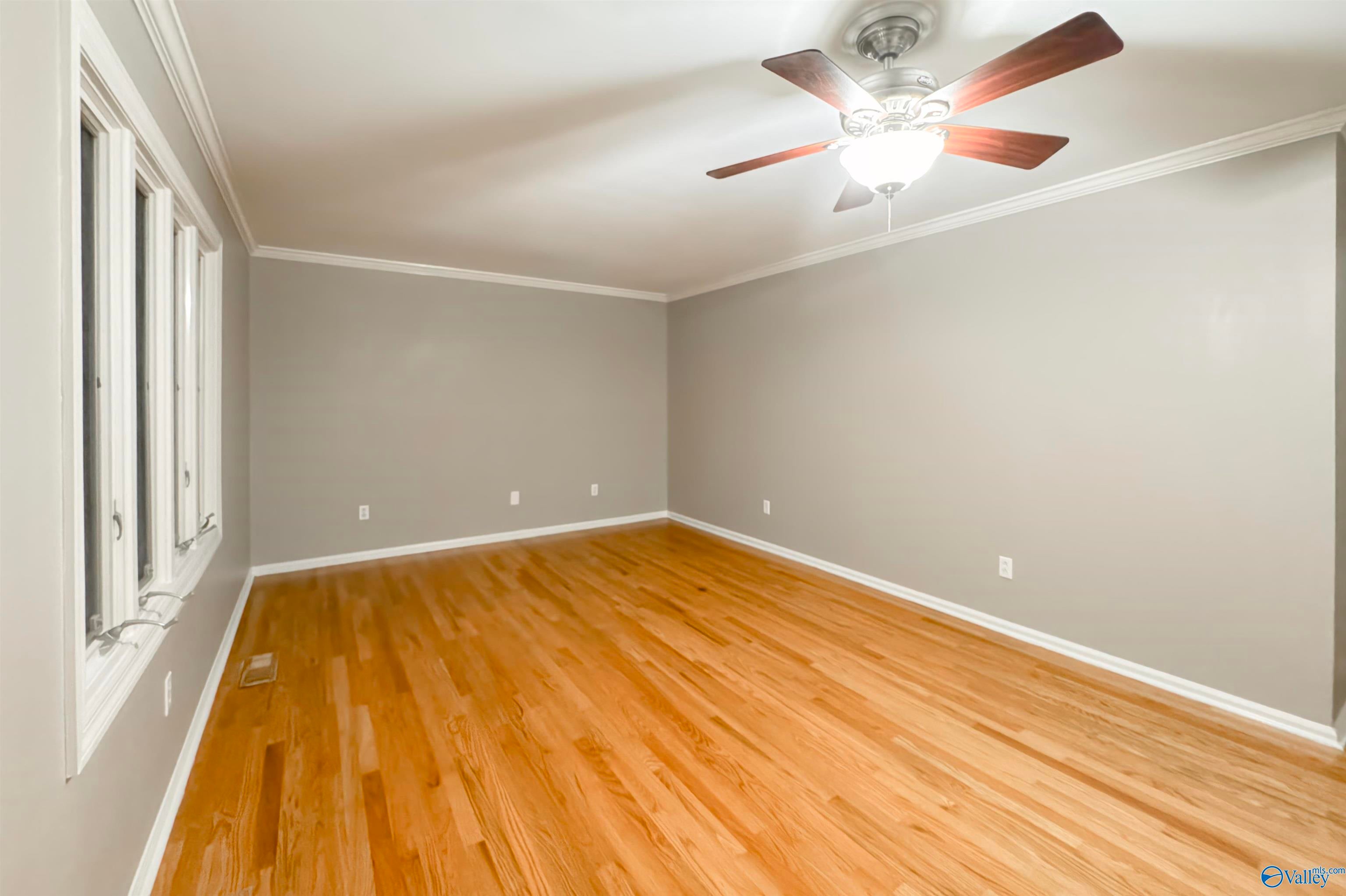 Decatur, Alabama, 35603, United States, 5 Bedrooms Bedrooms, ,5 BathroomsBathrooms,Residential,Active,1972133