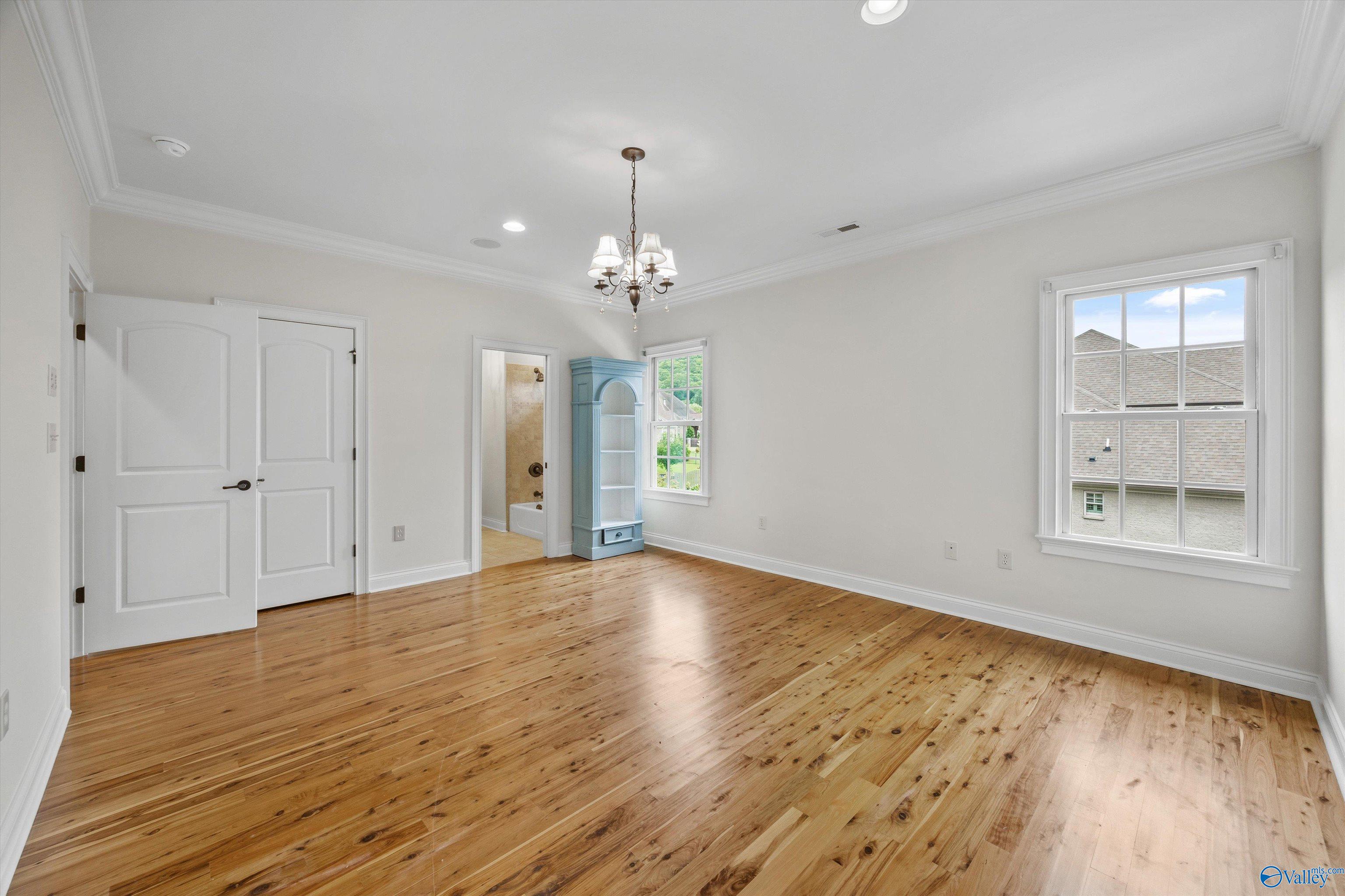 Gurley, Alabama, 35748, United States, 4 Bedrooms Bedrooms, ,5 BathroomsBathrooms,Residential,Active,1909111