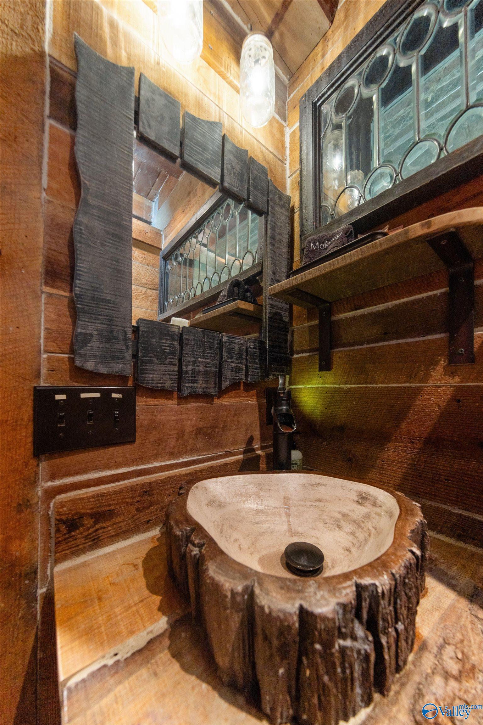 Langston, Alabama, 35755, United States, 5 Bedrooms Bedrooms, ,7 BathroomsBathrooms,Residential,Active,1953425