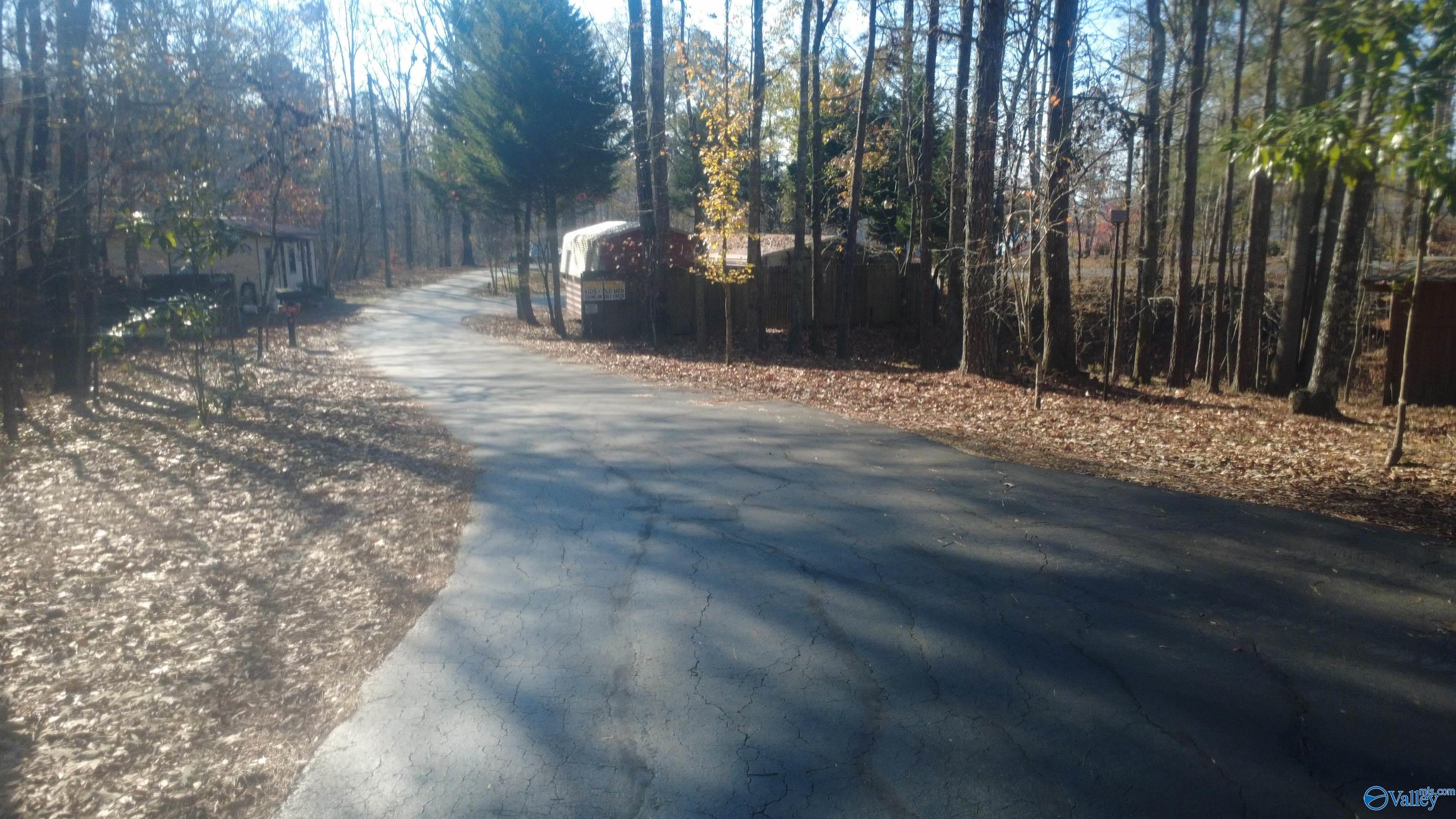 Ohatchee, Alabama, 36271, United States, 3 Bedrooms Bedrooms, ,4 BathroomsBathrooms,Residential,Active,2007316