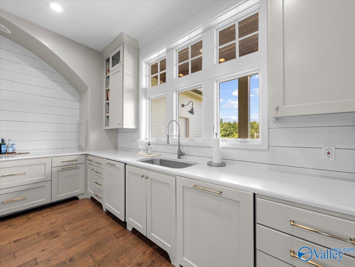 Pisgah, Alabama, 35765, United States, 4 Bedrooms Bedrooms, ,4 BathroomsBathrooms,Residential,Active,1913980