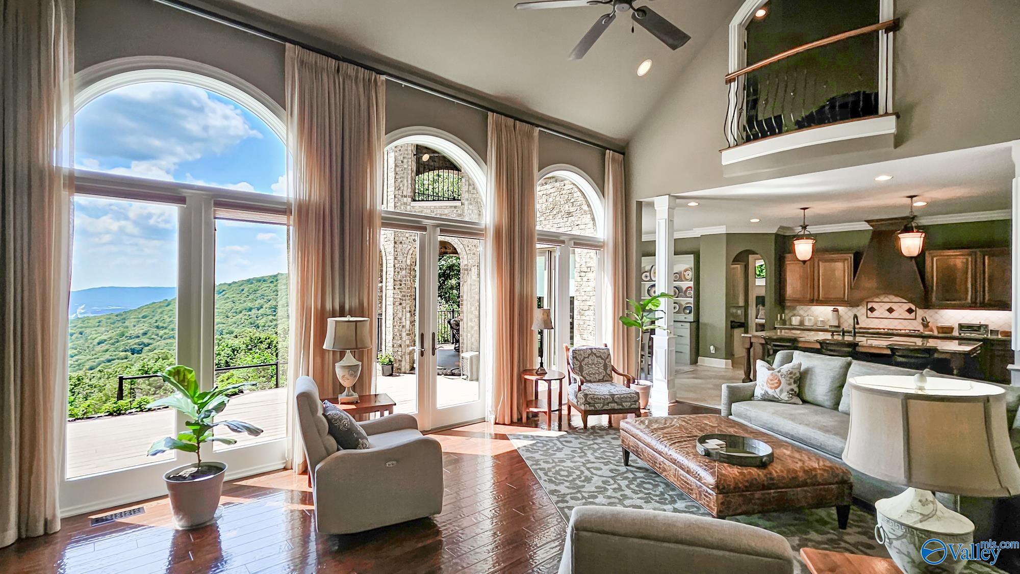 Gurley, Alabama, 35748, United States, 4 Bedrooms Bedrooms, ,6 BathroomsBathrooms,Residential,Active,1922517