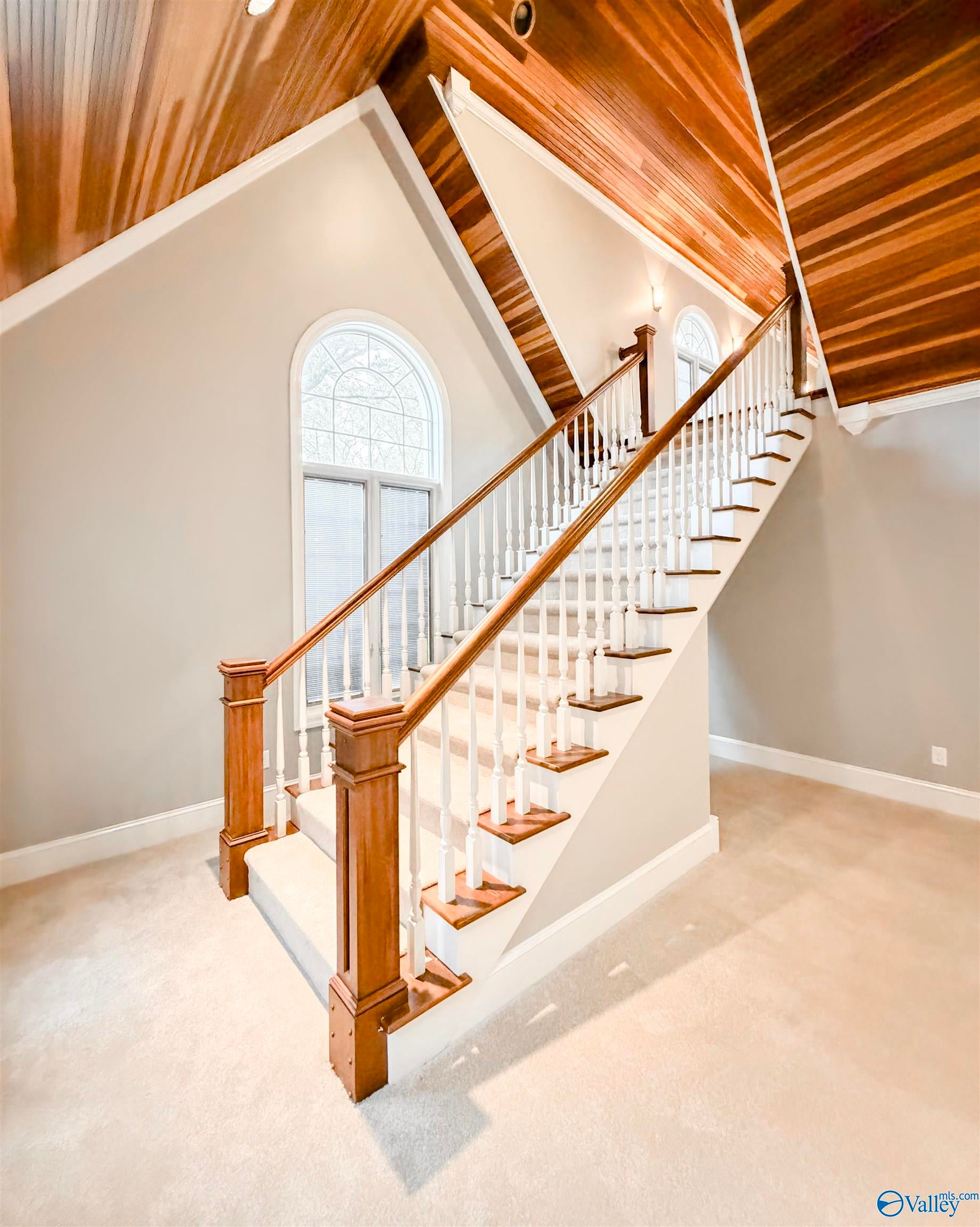 Decatur, Alabama, 35603, United States, 5 Bedrooms Bedrooms, ,5 BathroomsBathrooms,Residential,Active,1972133