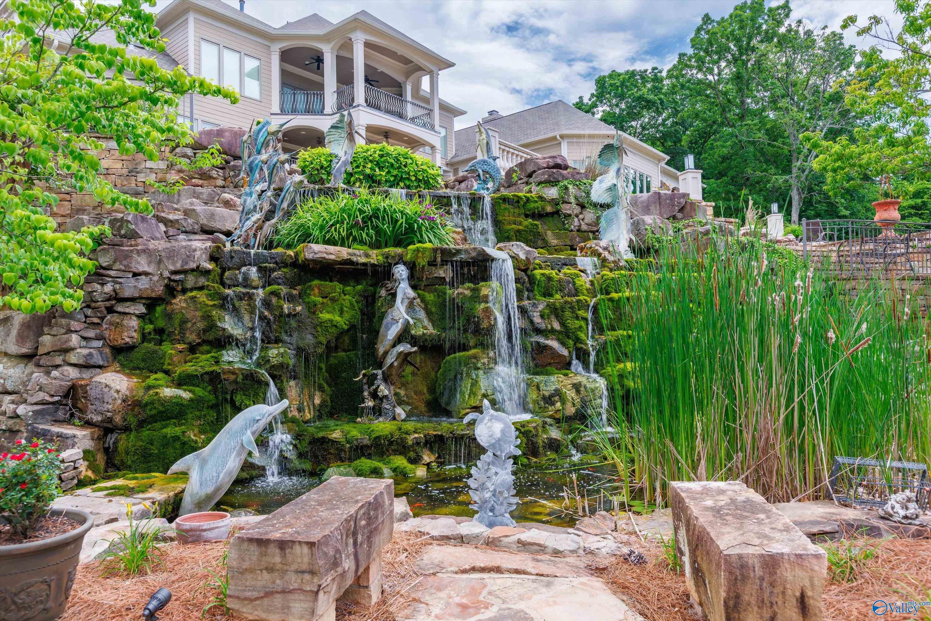 Huntsville, Alabama, 35801, United States, ,8 BathroomsBathrooms,Residential,Active,1832329