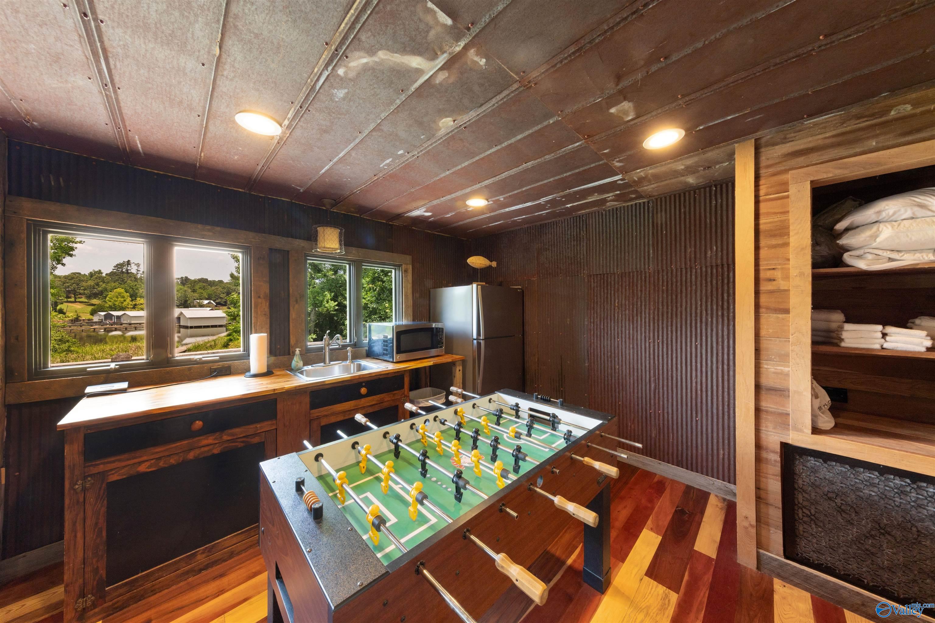 Langston, Alabama, 35755, United States, 5 Bedrooms Bedrooms, ,7 BathroomsBathrooms,Residential,Active,1953425