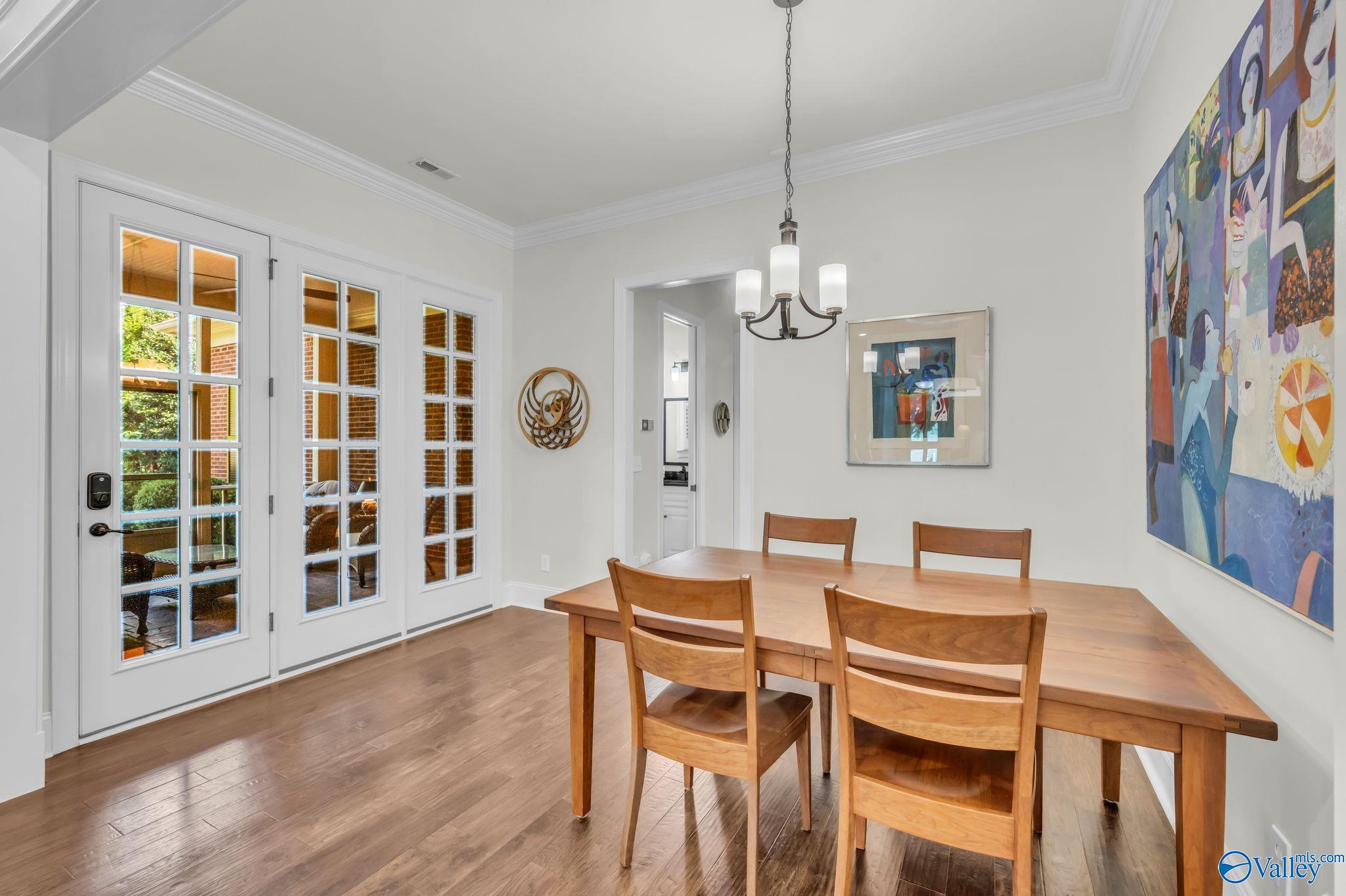 Huntsville, Alabama, 35806, United States, 4 Bedrooms Bedrooms, ,5 BathroomsBathrooms,Residential,Active,1985848