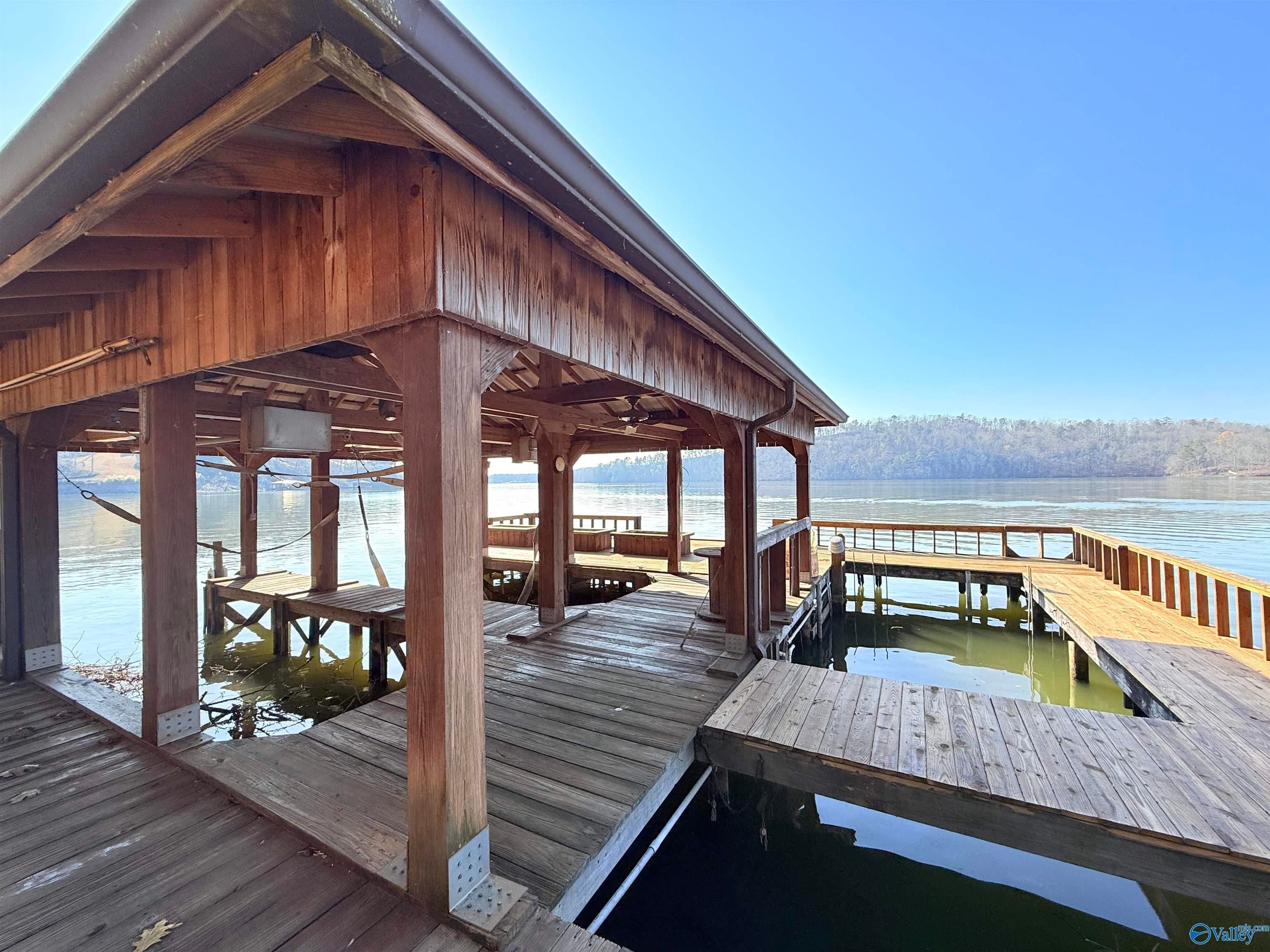 Ohatchee, Alabama, 36271, United States, 3 Bedrooms Bedrooms, ,4 BathroomsBathrooms,Residential,Active,2007316