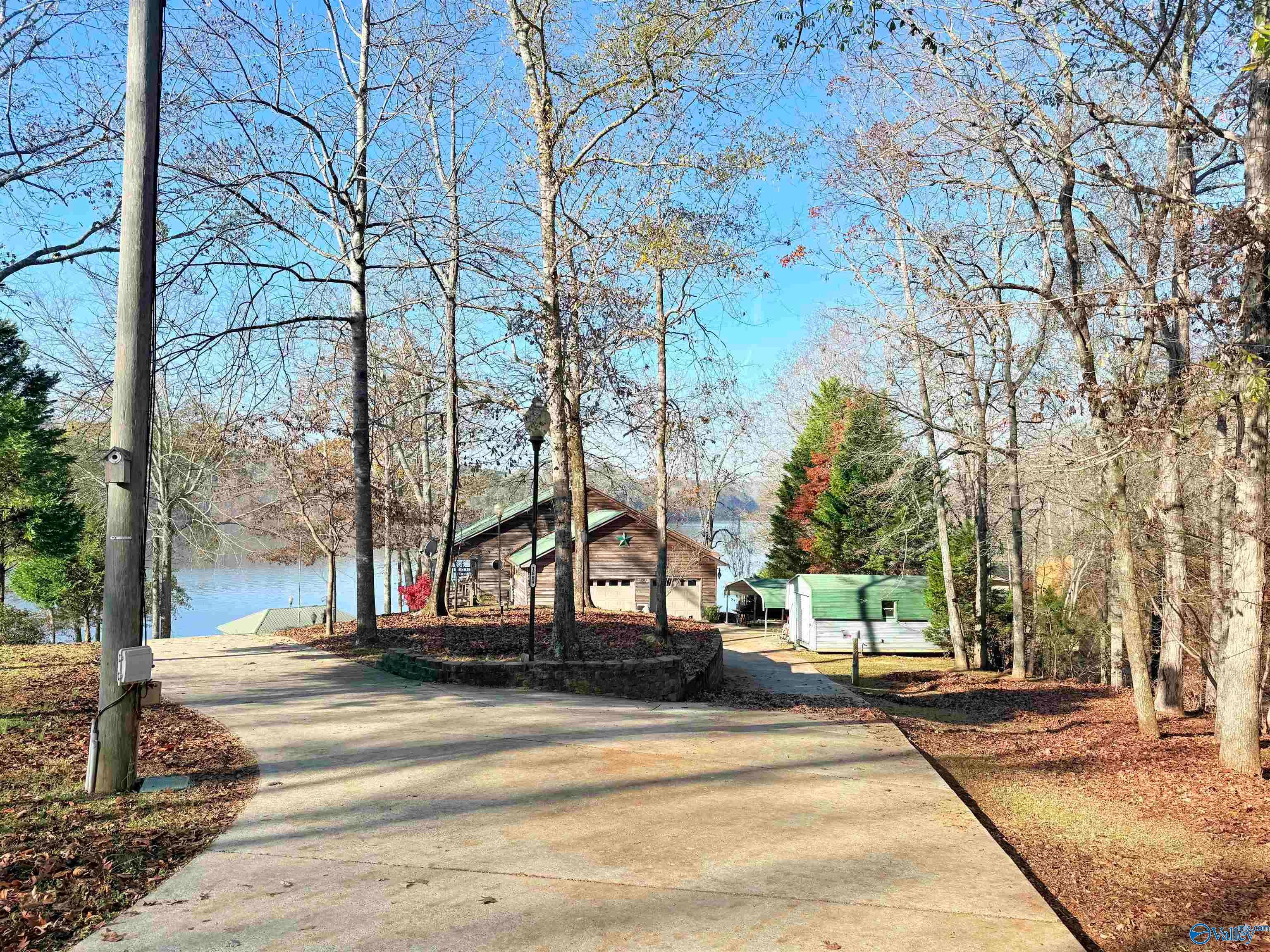Ohatchee, Alabama, 36271, United States, 3 Bedrooms Bedrooms, ,4 BathroomsBathrooms,Residential,Active,2007316