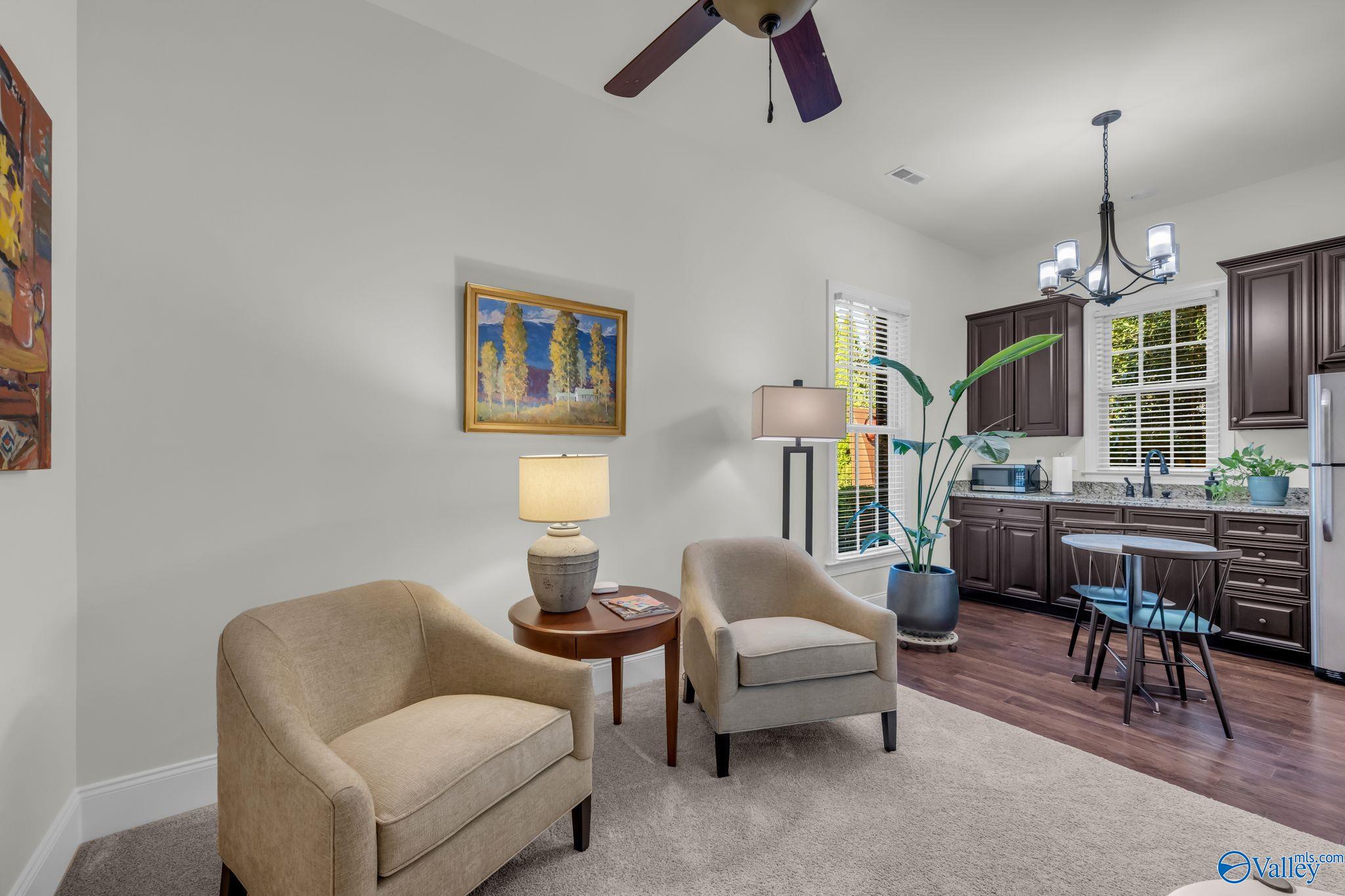 Huntsville, Alabama, 35806, United States, 4 Bedrooms Bedrooms, ,5 BathroomsBathrooms,Residential,Active,1985848