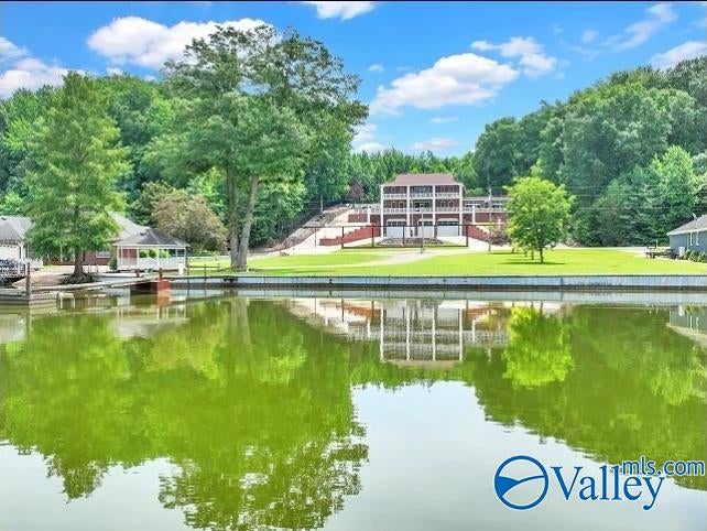 Rogersville, Alabama, 35652, United States, 6 Bedrooms Bedrooms, ,8 BathroomsBathrooms,Residential,Active,1996276