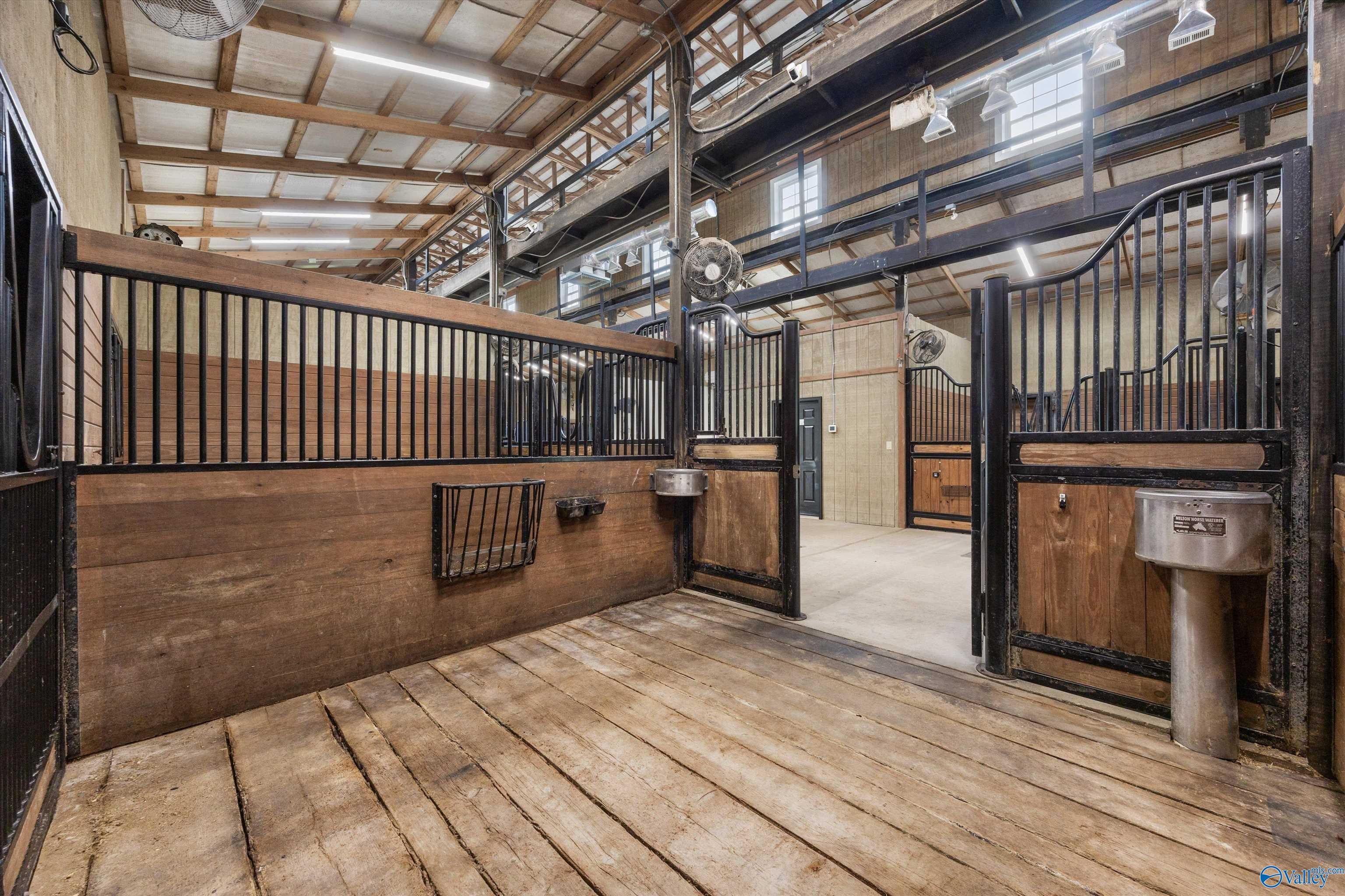 New Hope, Alabama, 35760, United States, 4 Bedrooms Bedrooms, ,5 BathroomsBathrooms,Residential,Active,1954007