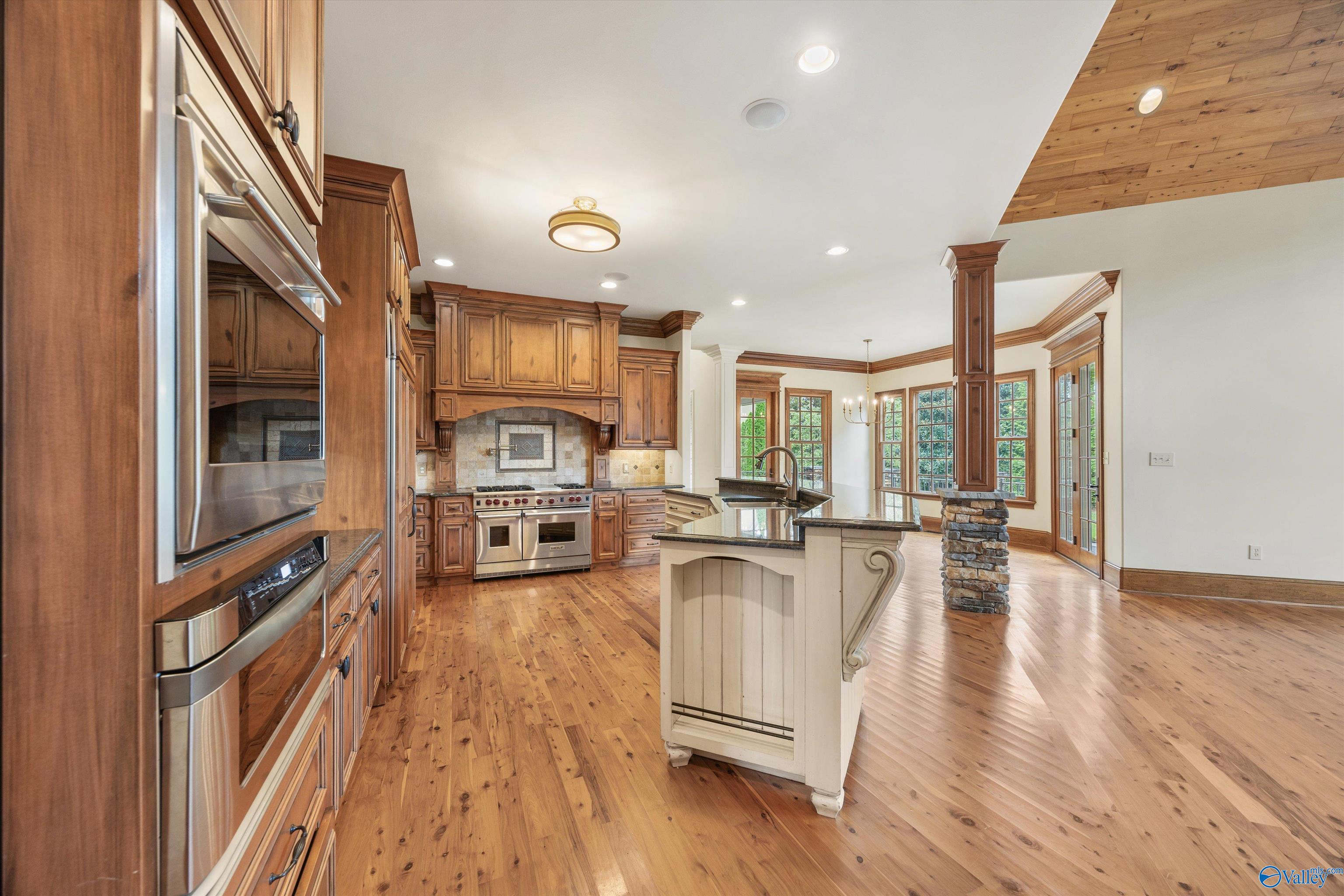 Gurley, Alabama, 35748, United States, 4 Bedrooms Bedrooms, ,5 BathroomsBathrooms,Residential,Active,1909111