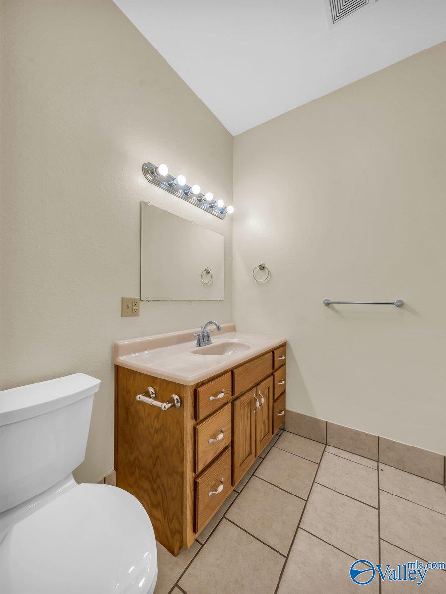 Trenton, Georgia, 30752, United States, 4 Bedrooms Bedrooms, ,4 BathroomsBathrooms,Residential,Active,1963412