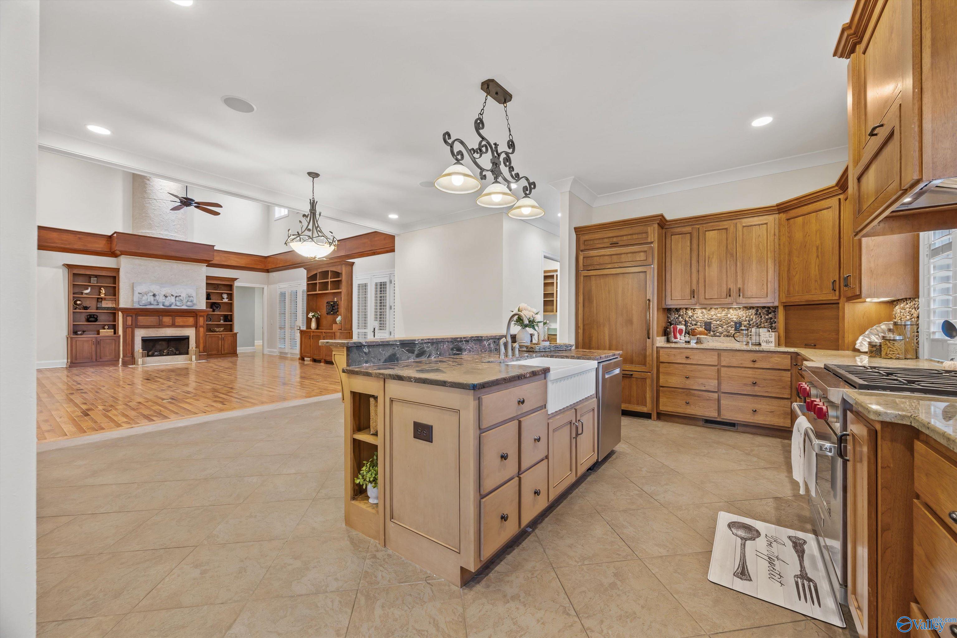 New Hope, Alabama, 35760, United States, 4 Bedrooms Bedrooms, ,5 BathroomsBathrooms,Residential,Active,1954007