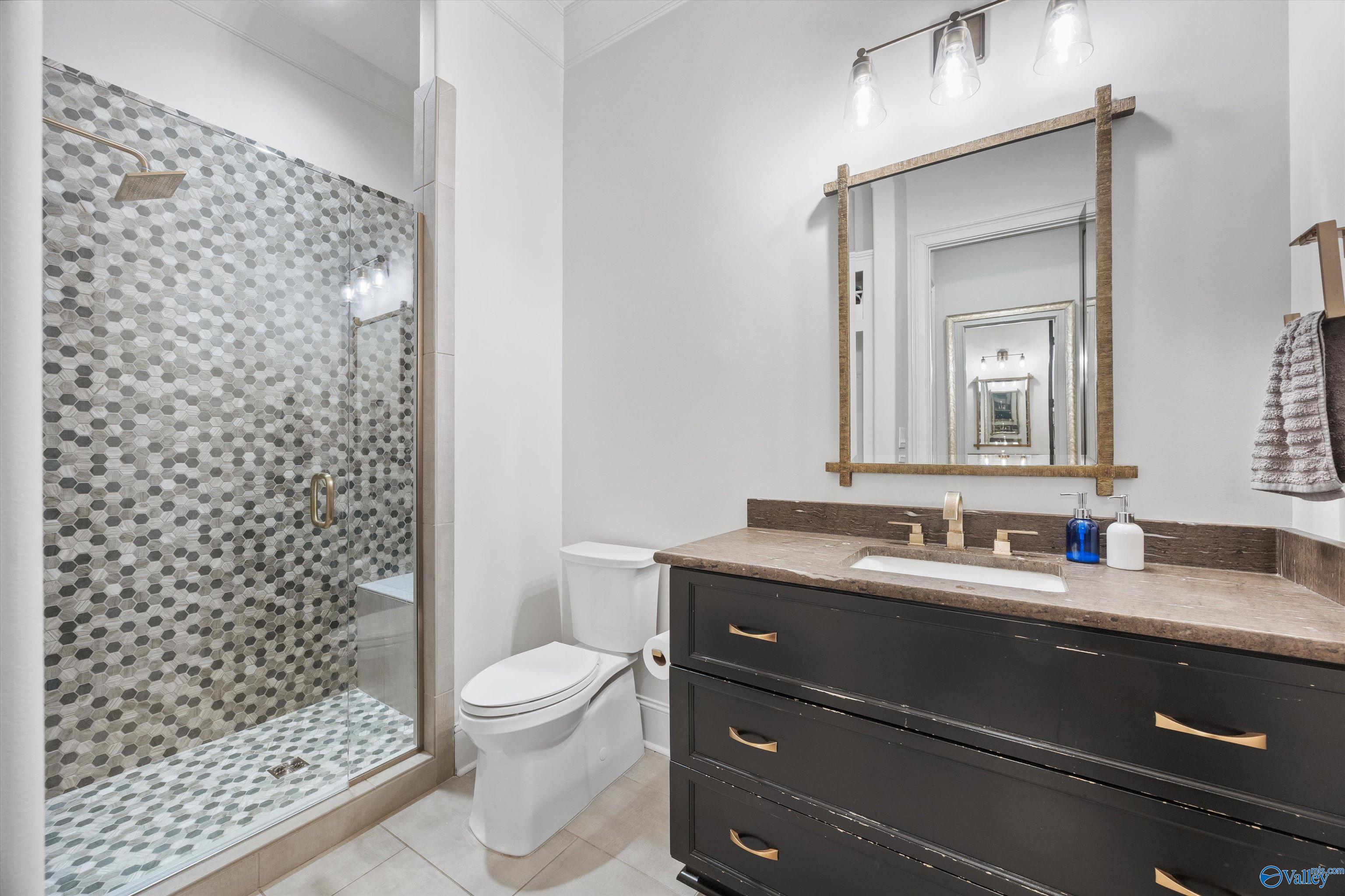 Owens Cross Roads, Alabama, 35763, United States, ,7 BathroomsBathrooms,Residential,Active,1799402