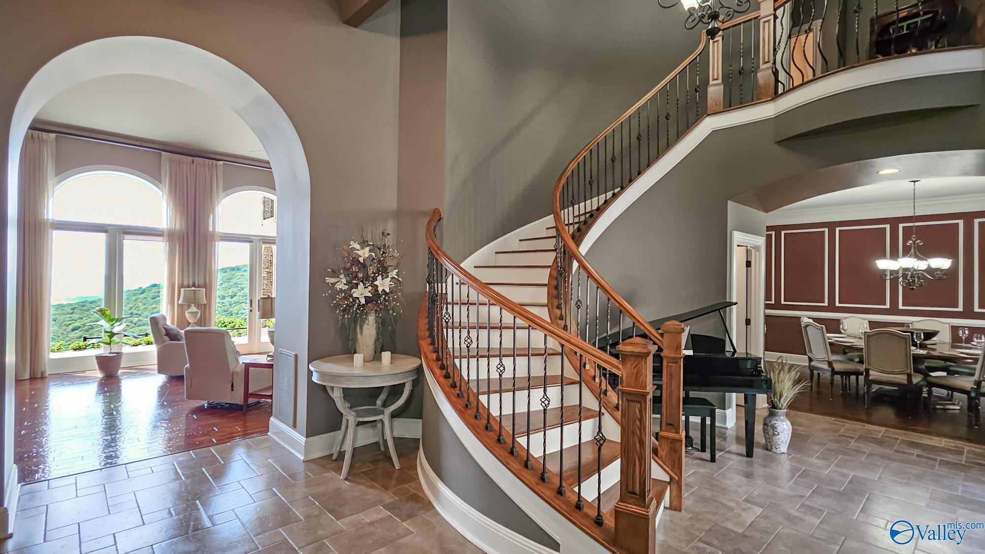 Gurley, Alabama, 35748, United States, 4 Bedrooms Bedrooms, ,6 BathroomsBathrooms,Residential,Active,1922517