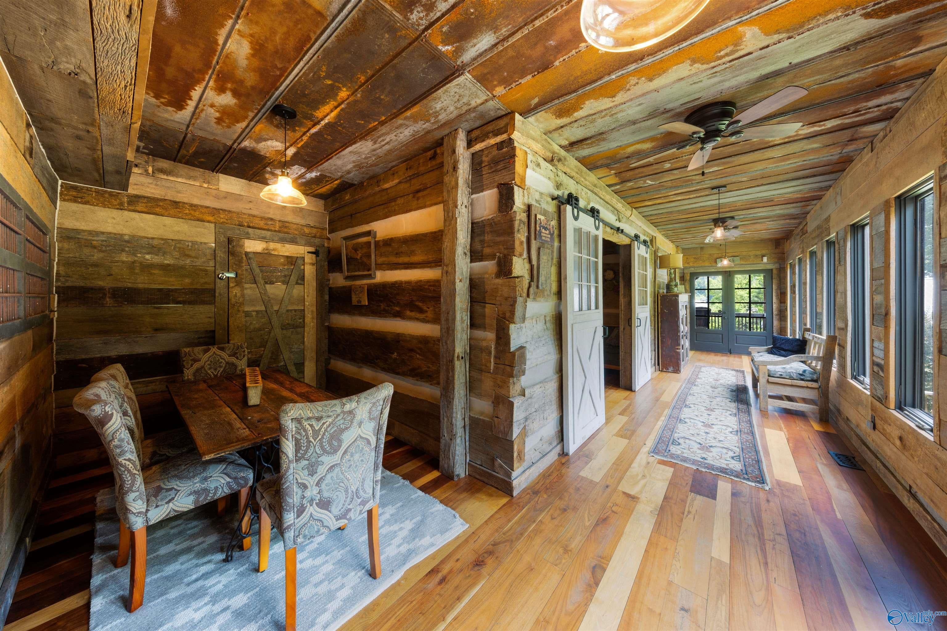 Langston, Alabama, 35755, United States, 5 Bedrooms Bedrooms, ,7 BathroomsBathrooms,Residential,Active,1953425