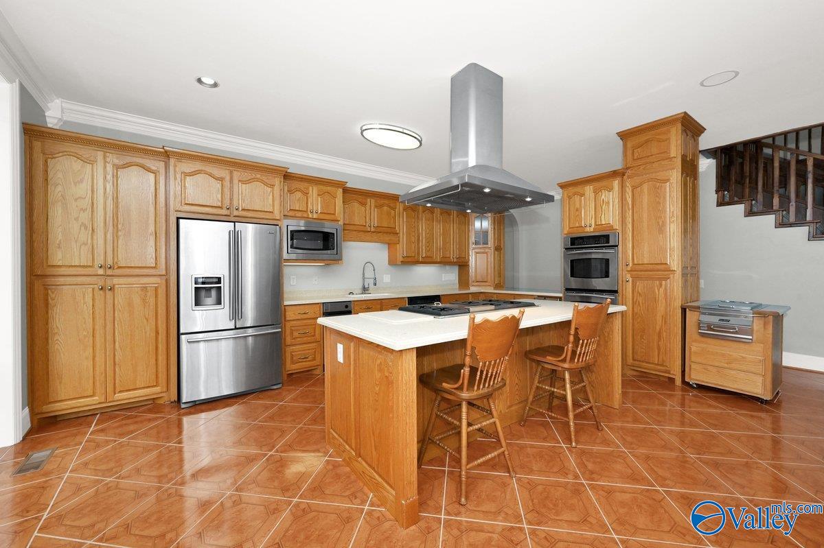 Rogersville, Alabama, 35652, United States, 6 Bedrooms Bedrooms, ,8 BathroomsBathrooms,Residential,Active,1996276