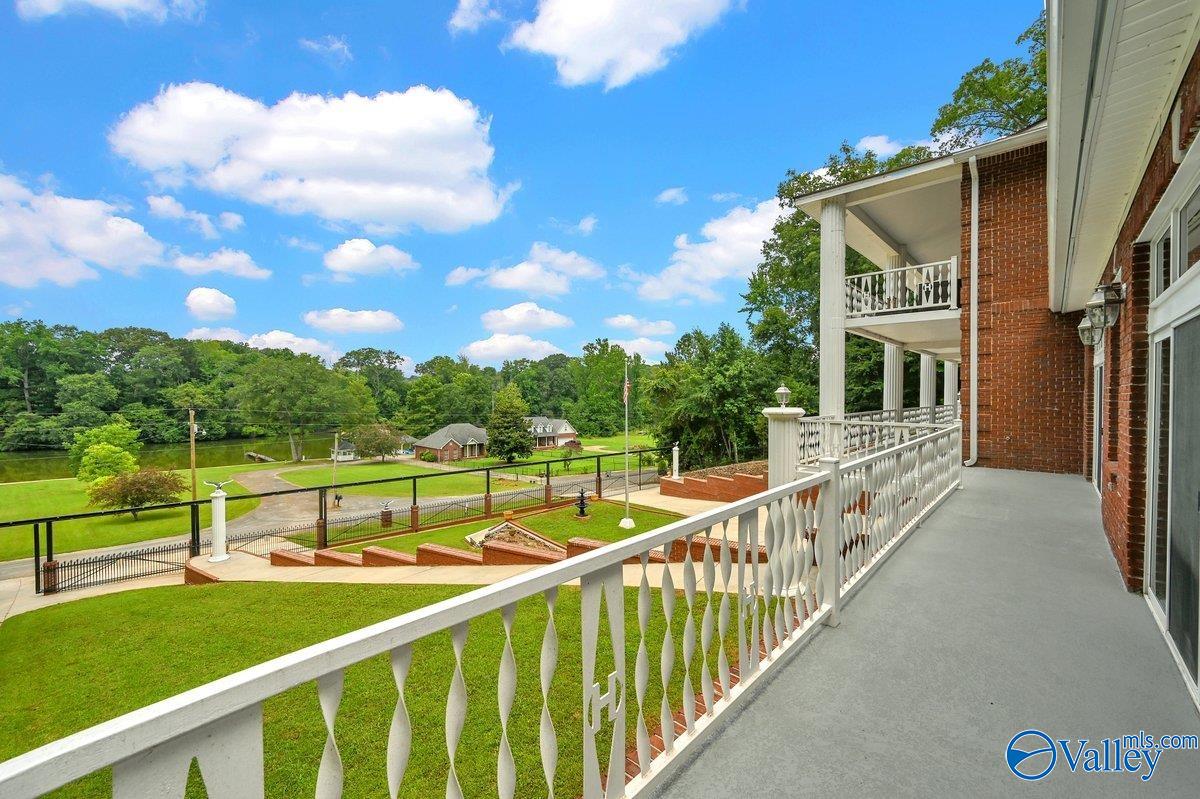 Rogersville, Alabama, 35652, United States, 6 Bedrooms Bedrooms, ,8 BathroomsBathrooms,Residential,Active,1996276