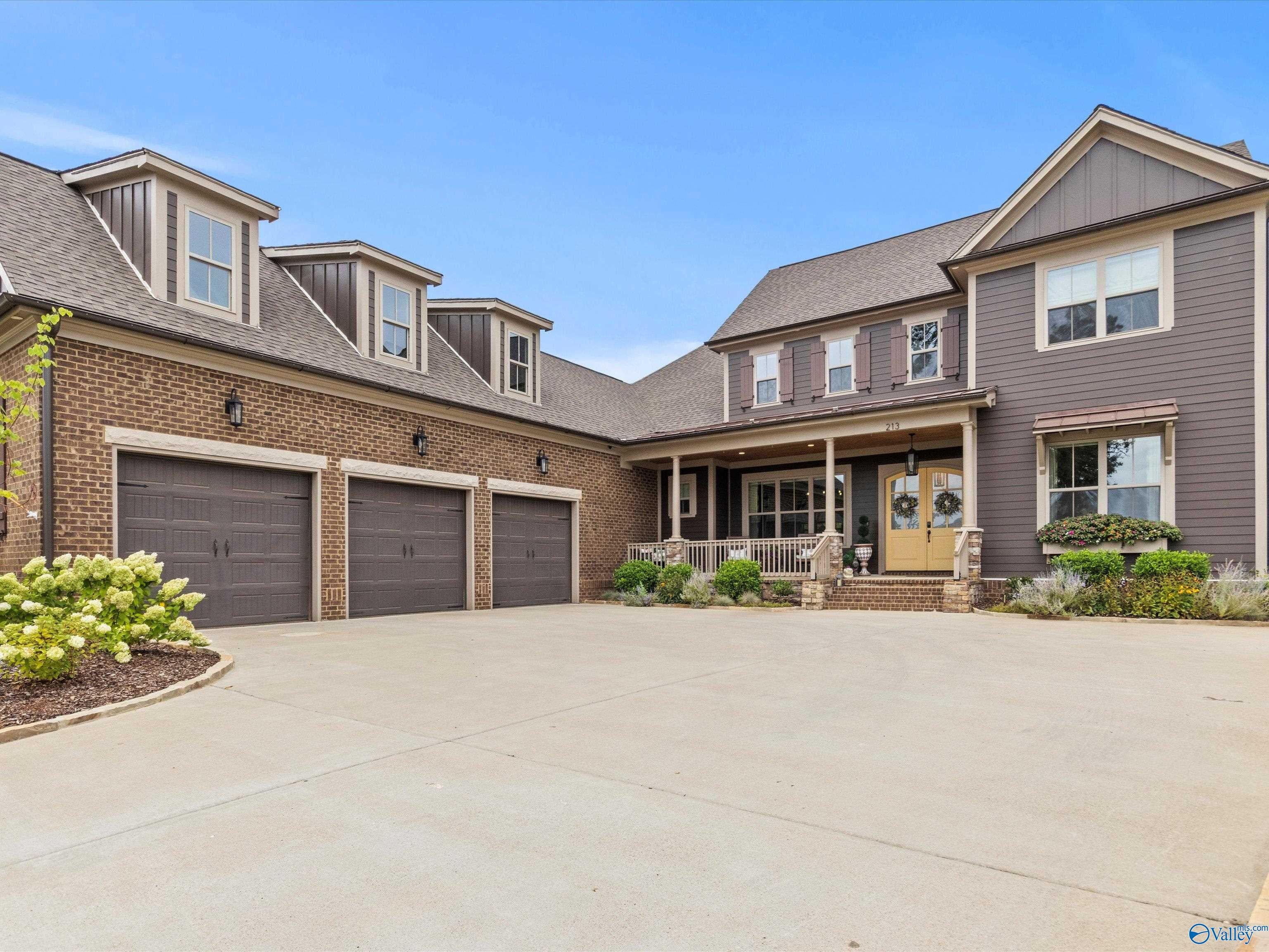 Madison, Alabama, 35757, United States, 4 Bedrooms Bedrooms, ,5 BathroomsBathrooms,Residential,Active,2007226