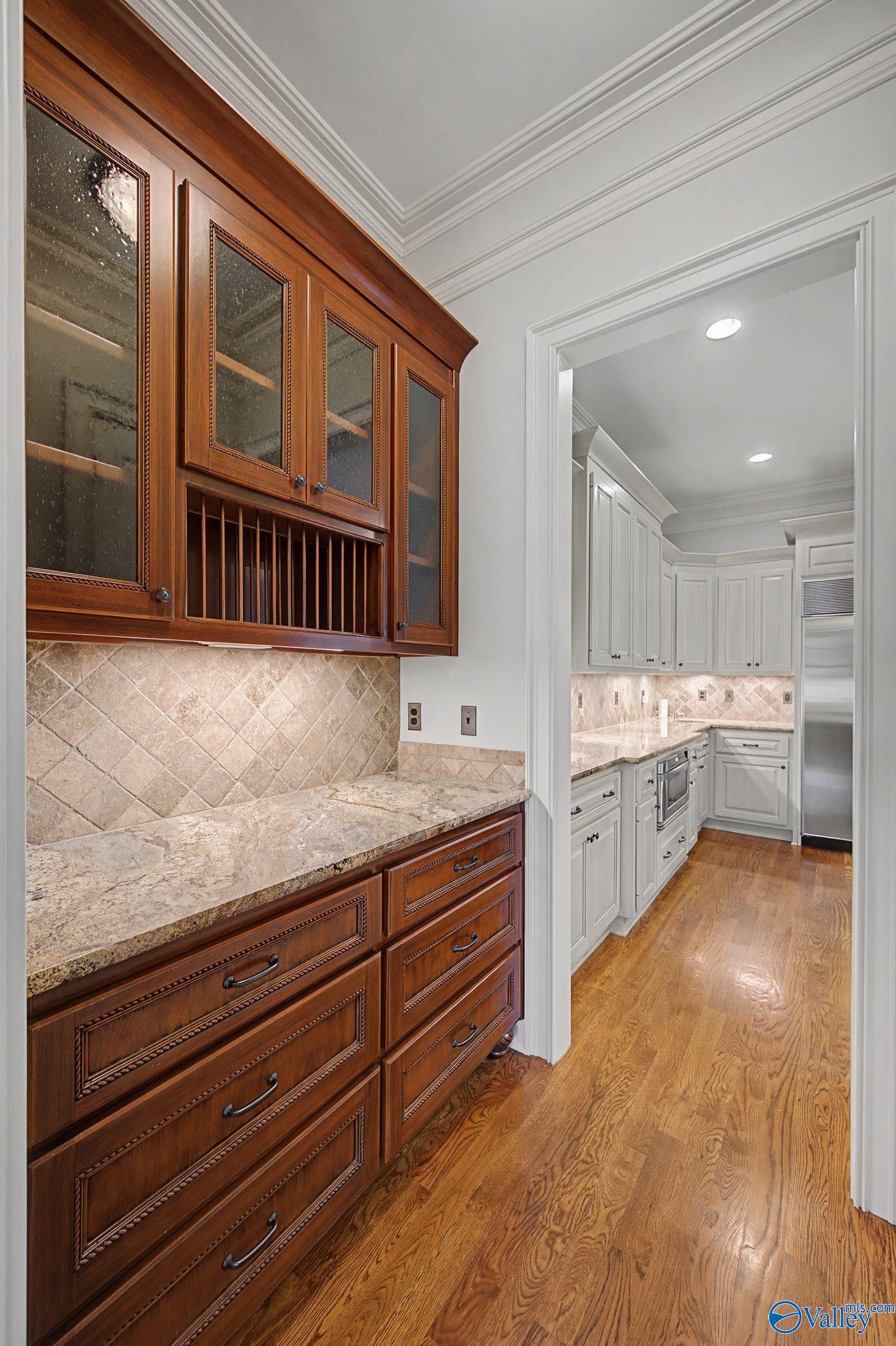 Huntsville, Alabama, 35806, United States, 4 Bedrooms Bedrooms, ,4 BathroomsBathrooms,Residential,Active,2012926