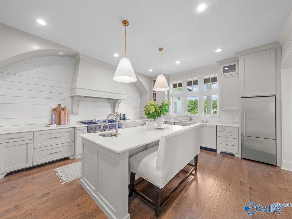 Pisgah, Alabama, 35765, United States, 4 Bedrooms Bedrooms, ,4 BathroomsBathrooms,Residential,Active,1913980