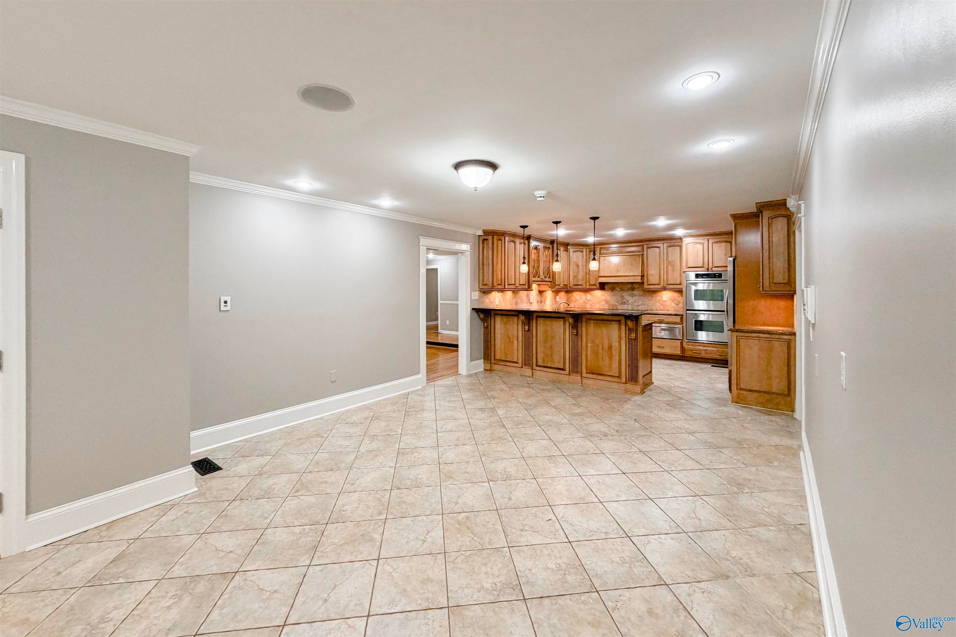 Decatur, Alabama, 35603, United States, 5 Bedrooms Bedrooms, ,5 BathroomsBathrooms,Residential,Active,1972133