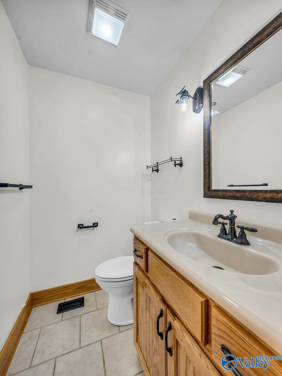 Trenton, Georgia, 30752, United States, 4 Bedrooms Bedrooms, ,4 BathroomsBathrooms,Residential,Active,1963412