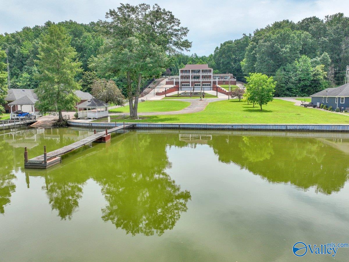 Rogersville, Alabama, 35652, United States, 6 Bedrooms Bedrooms, ,8 BathroomsBathrooms,Residential,Active,1996276