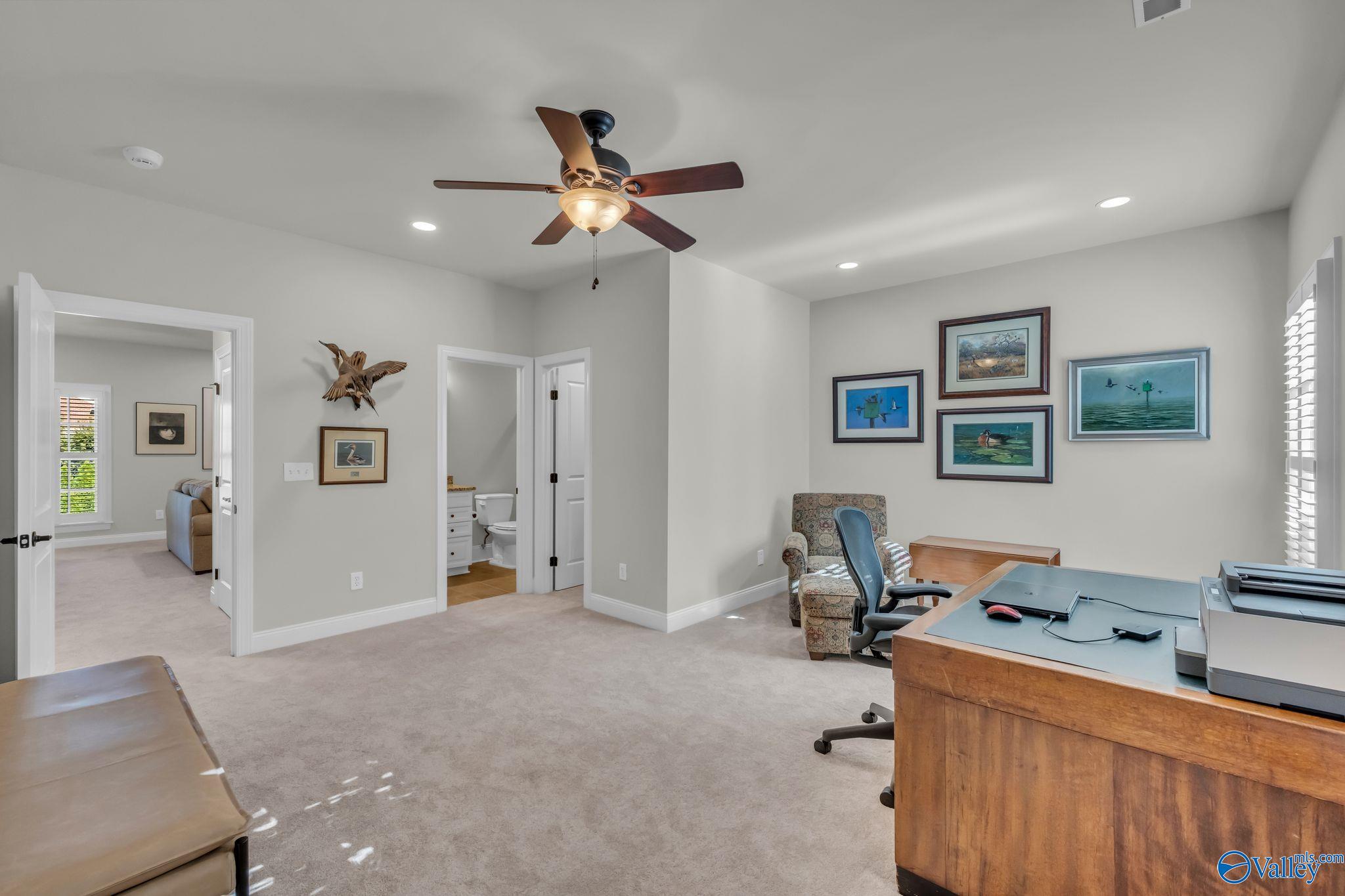 Huntsville, Alabama, 35806, United States, 4 Bedrooms Bedrooms, ,5 BathroomsBathrooms,Residential,Active,1985848