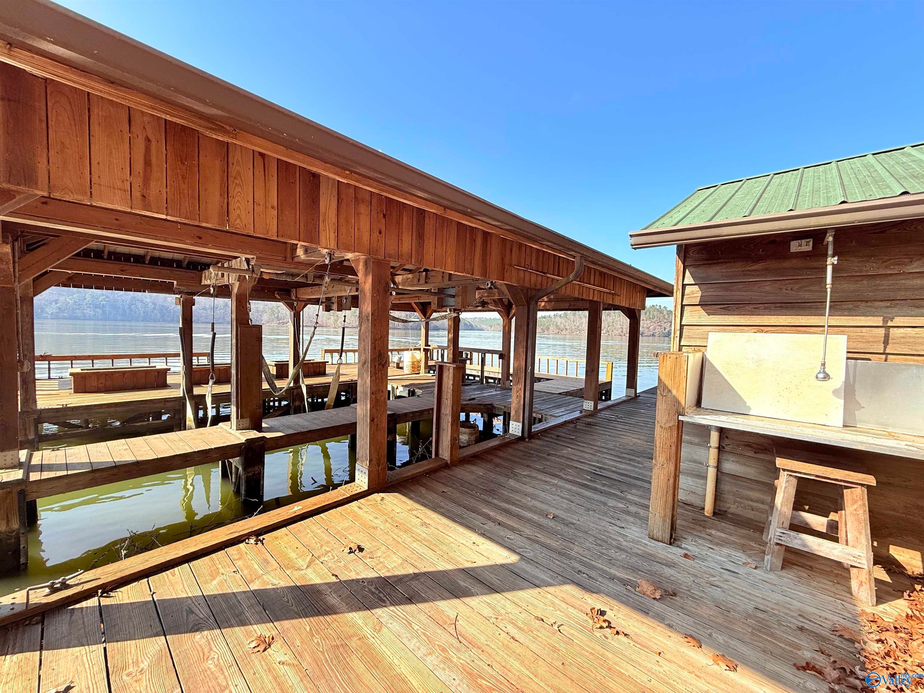 Ohatchee, Alabama, 36271, United States, 3 Bedrooms Bedrooms, ,4 BathroomsBathrooms,Residential,Active,2007316