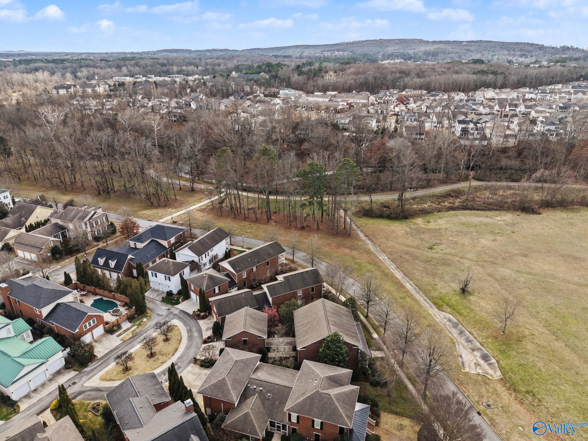 Huntsville, Alabama, 35806, United States, 4 Bedrooms Bedrooms, ,4 BathroomsBathrooms,Residential,Active,2012926