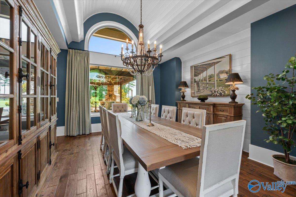 Huntsville, Alabama, 35811, United States, 3 Bedrooms Bedrooms, ,5 BathroomsBathrooms,Residential,Active,1871595