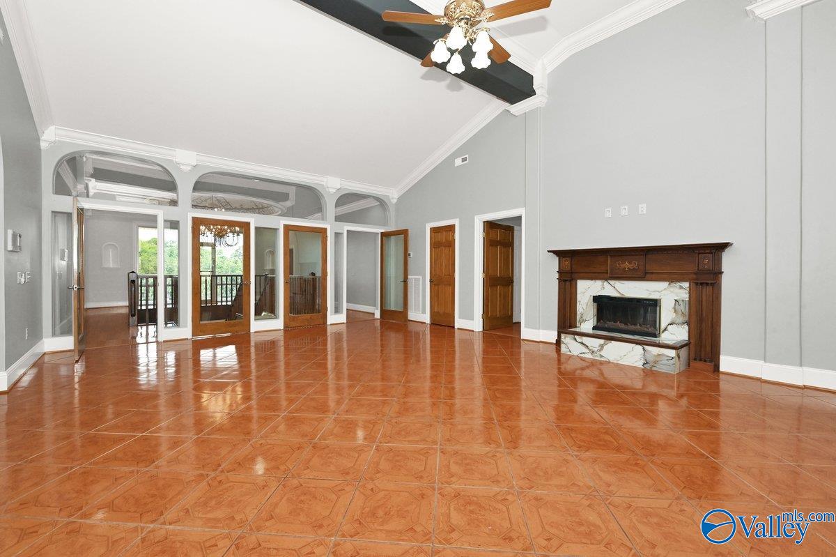 Rogersville, Alabama, 35652, United States, 6 Bedrooms Bedrooms, ,8 BathroomsBathrooms,Residential,Active,1996276