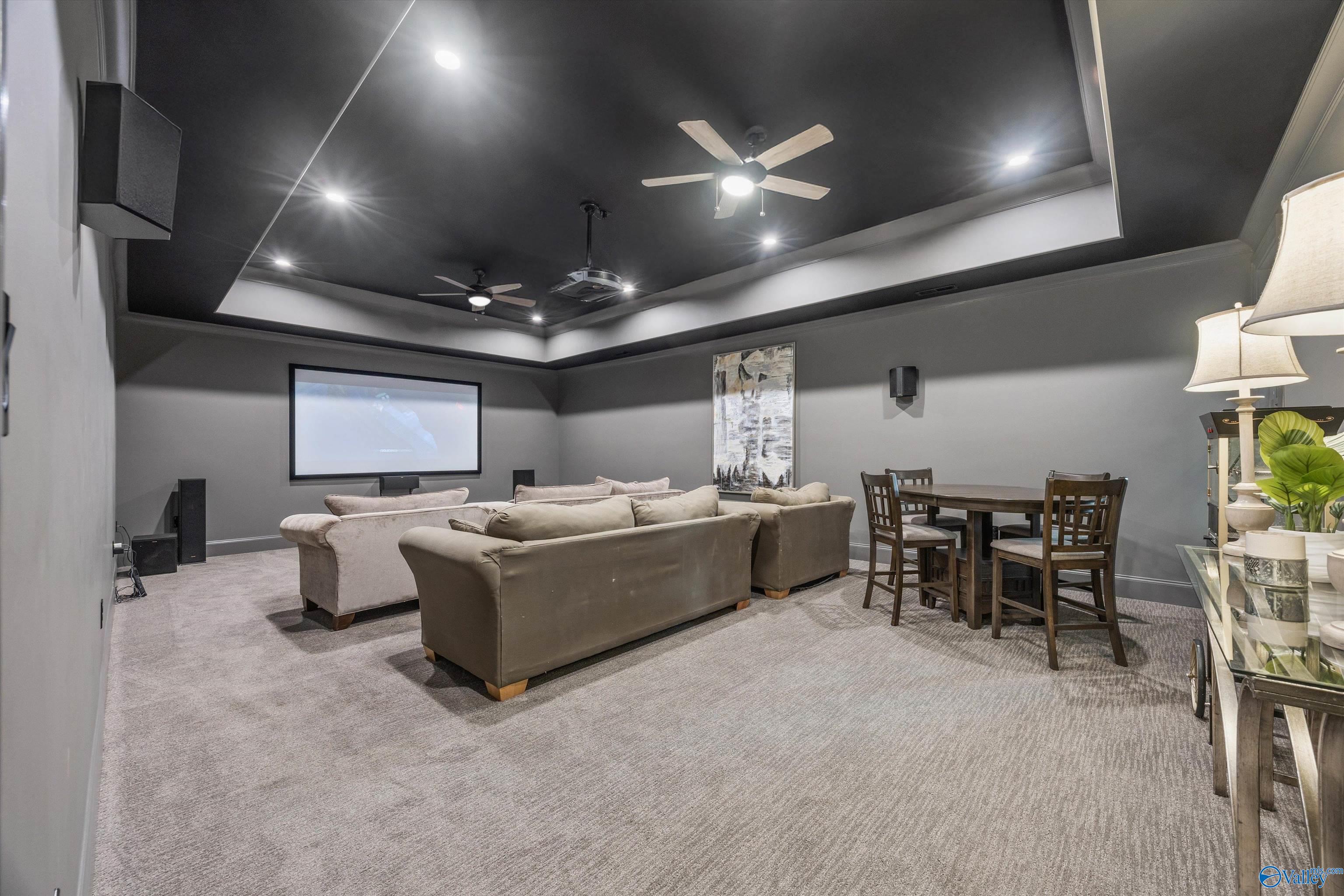 Owens Cross Roads, Alabama, 35763, United States, ,7 BathroomsBathrooms,Residential,Active,1799402