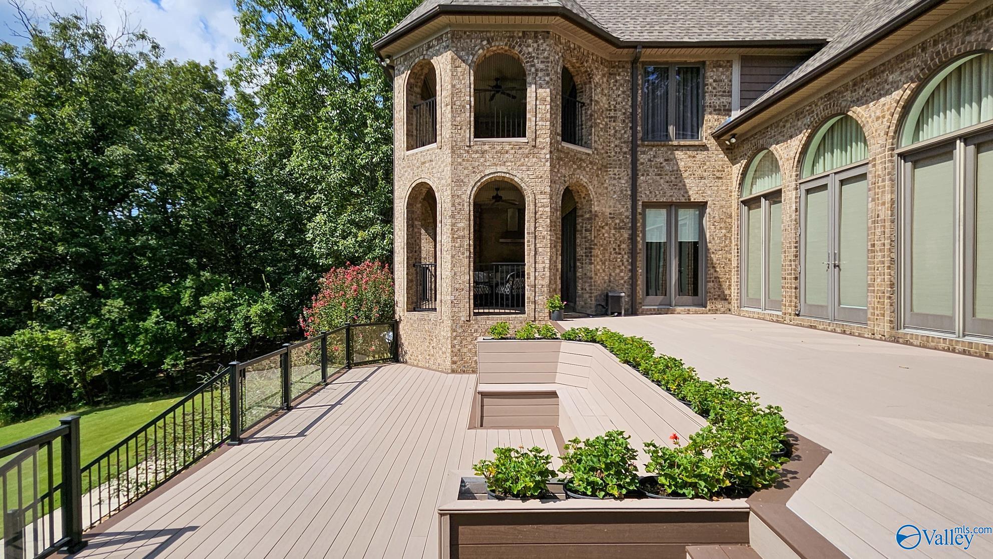 Gurley, Alabama, 35748, United States, 4 Bedrooms Bedrooms, ,6 BathroomsBathrooms,Residential,Active,1922517