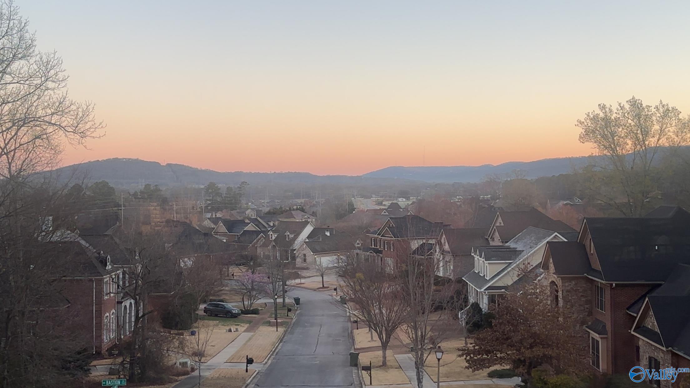 Huntsville, Alabama, 35803, United States, 4 Bedrooms Bedrooms, ,4 BathroomsBathrooms,Residential,Active,1996296