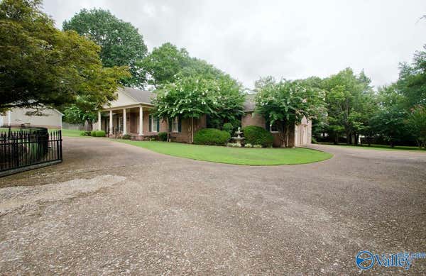 1151 WAY THRU THE WOODS SW, DECATUR, AL 35603, photo 5 of 43