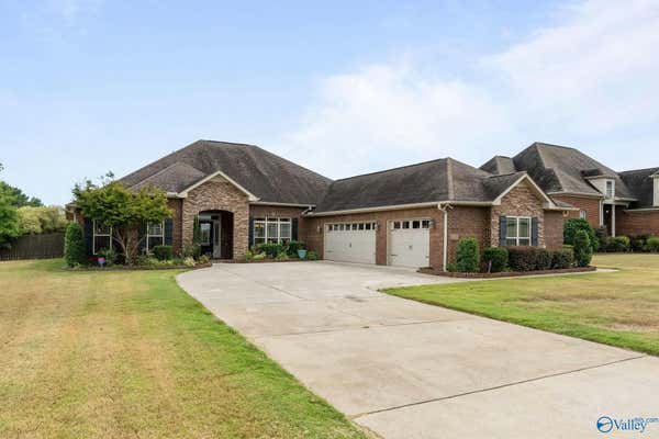 297 NORTHLAKE DR, MERIDIANVILLE, AL 35759 - Image 1