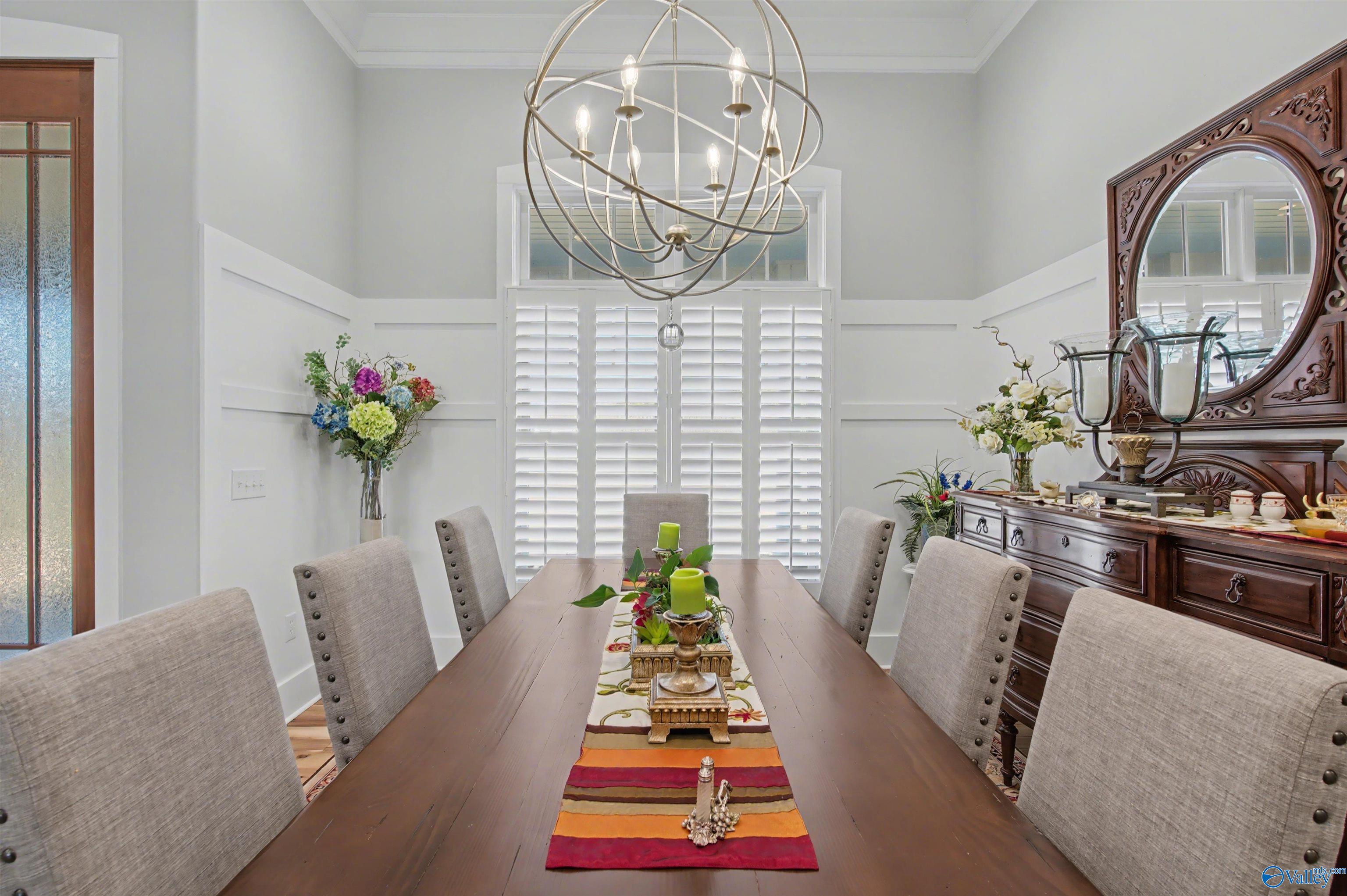 Guntersville, Alabama, 35976, United States, 3 Bedrooms Bedrooms, ,3 BathroomsBathrooms,Residential,Active,2011430