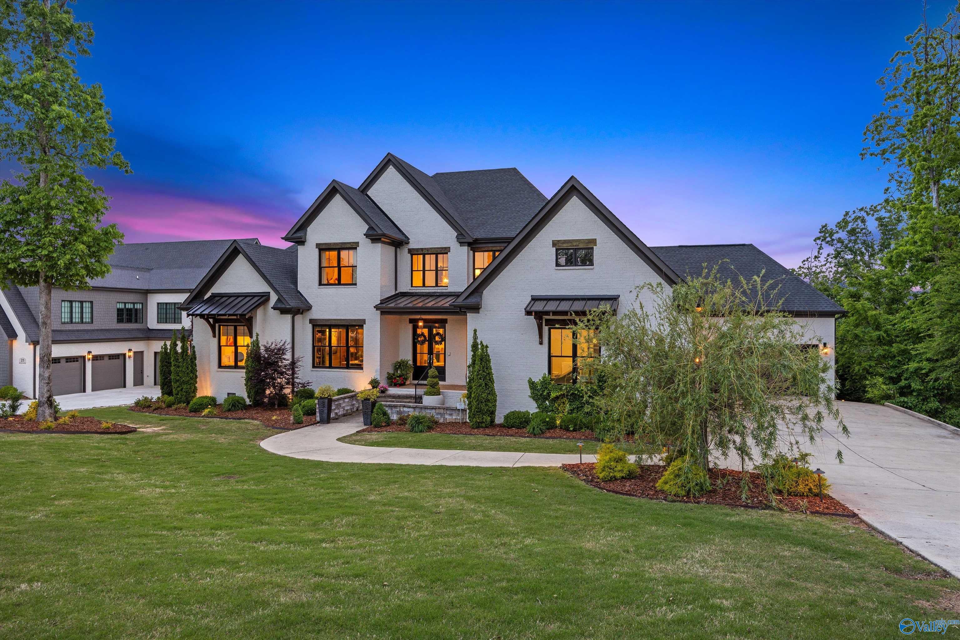 Owens Cross Roads, Alabama, 35763, United States, ,7 BathroomsBathrooms,Residential,Active,1799402